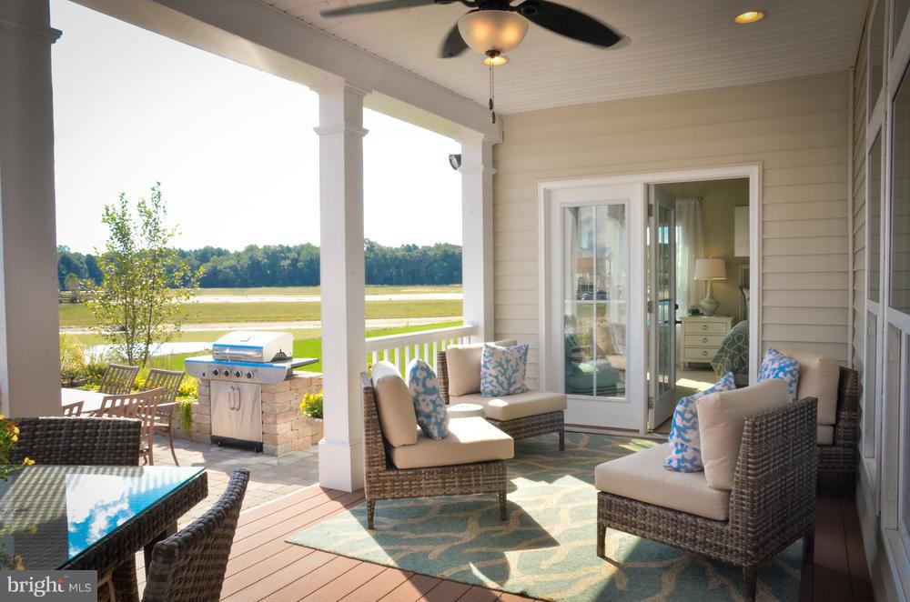 TWO RIVERS - Residential