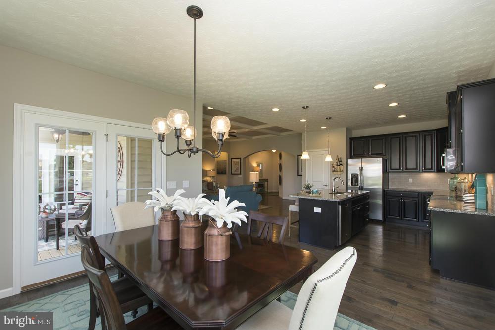 TWO RIVERS - Residential