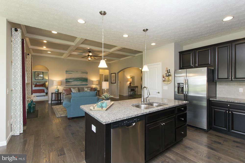 TWO RIVERS - Residential