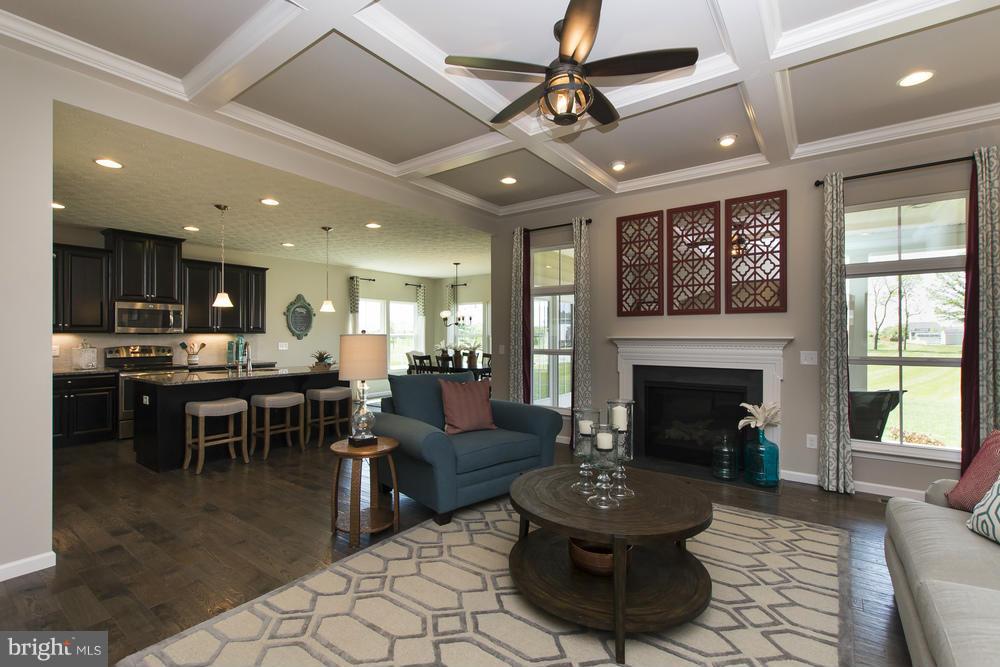 TWO RIVERS - Residential