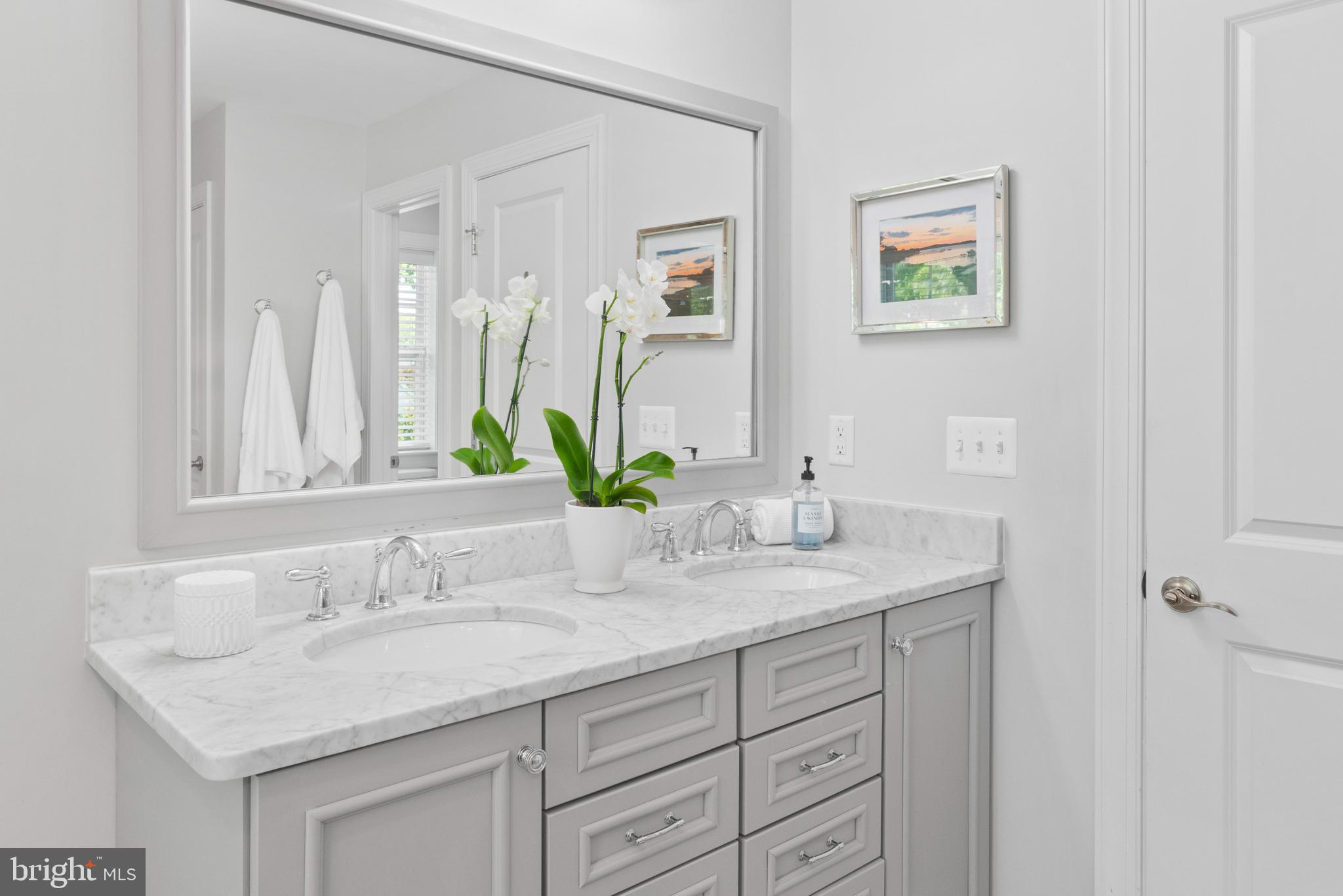 WEST ANNAPOLIS - Residential