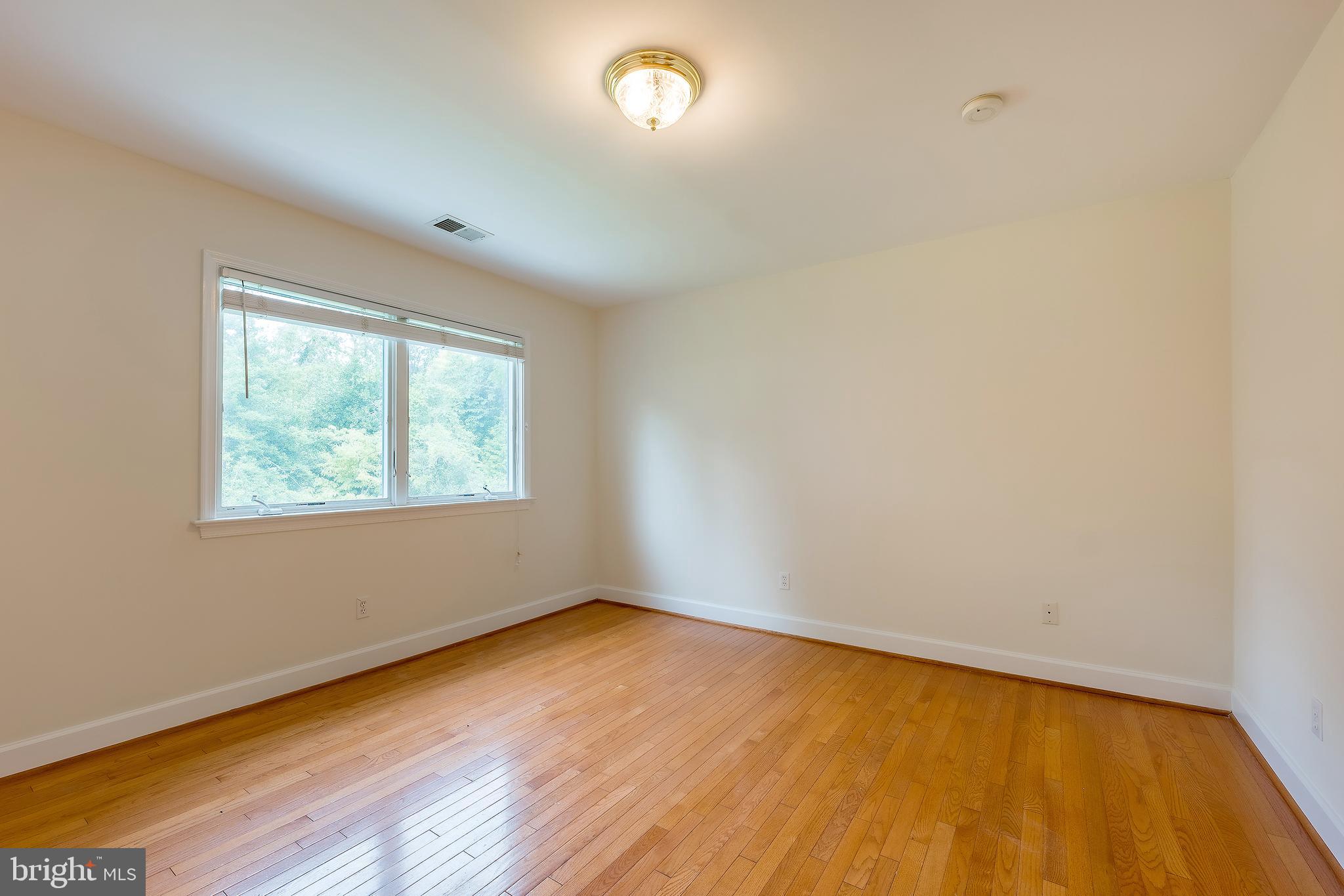 PINEHURST VILLAGE - Residential Lease