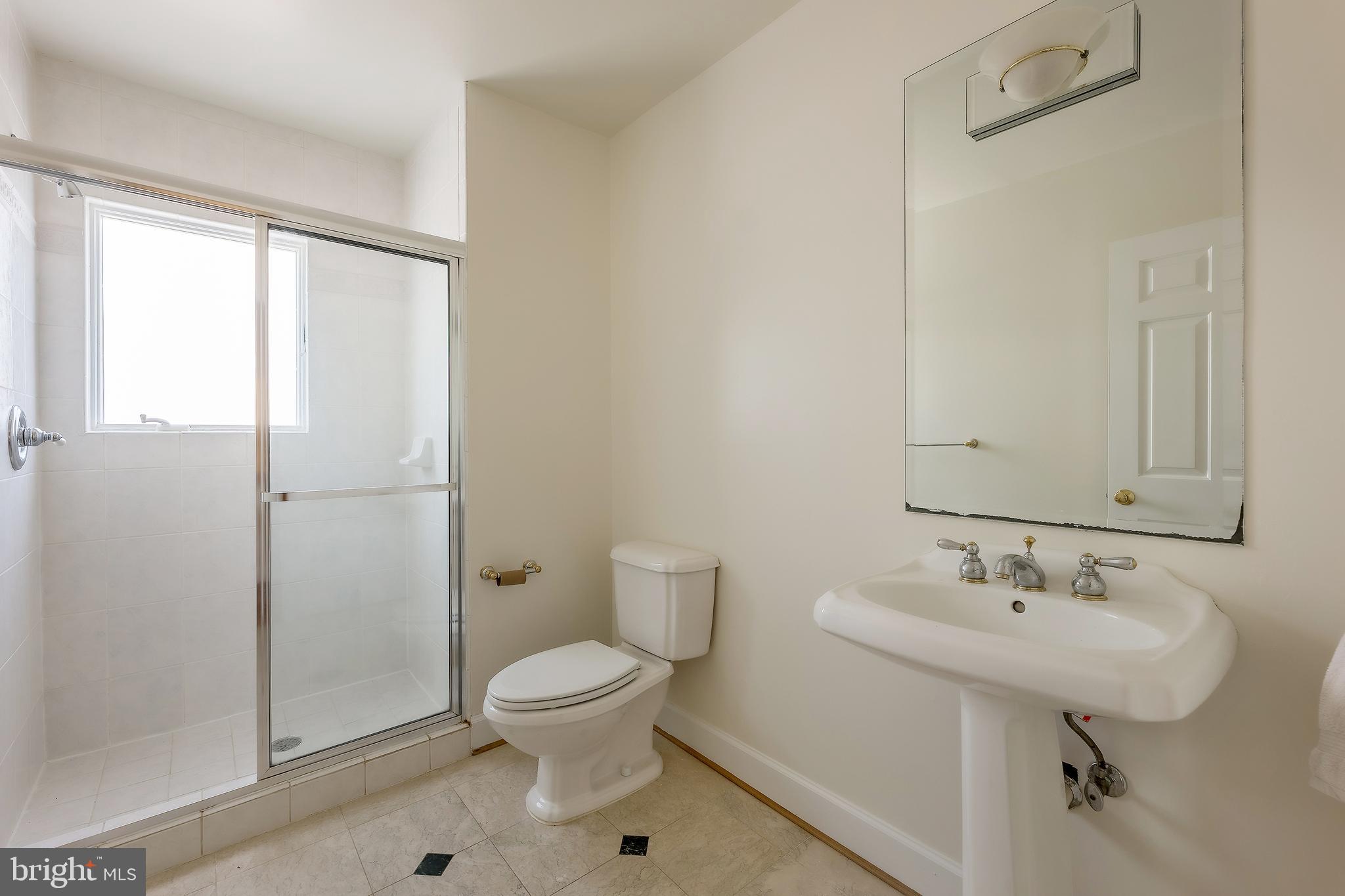 PINEHURST VILLAGE - Residential Lease