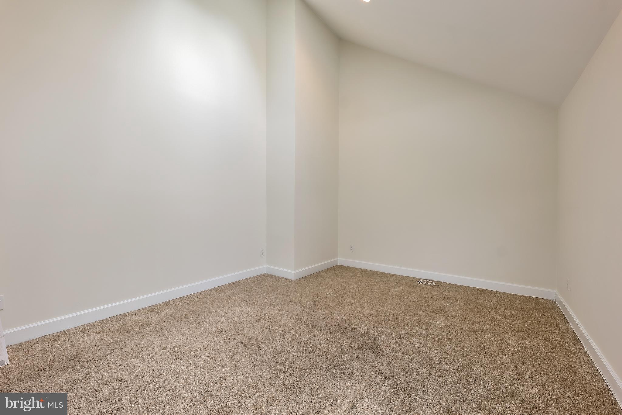 PINEHURST VILLAGE - Residential Lease