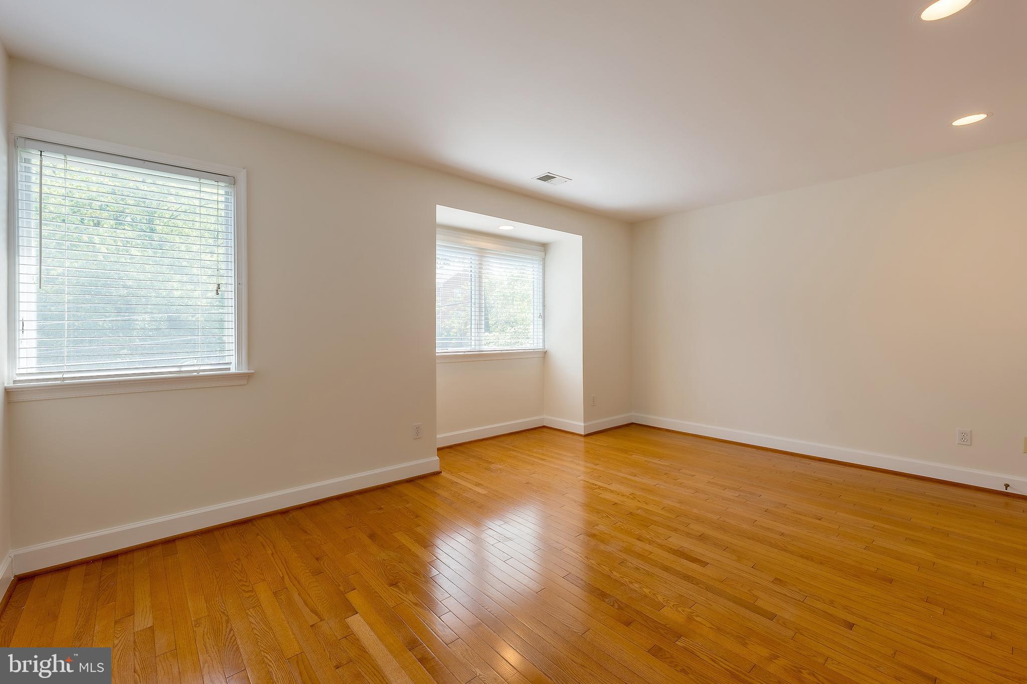 PINEHURST VILLAGE - Residential Lease