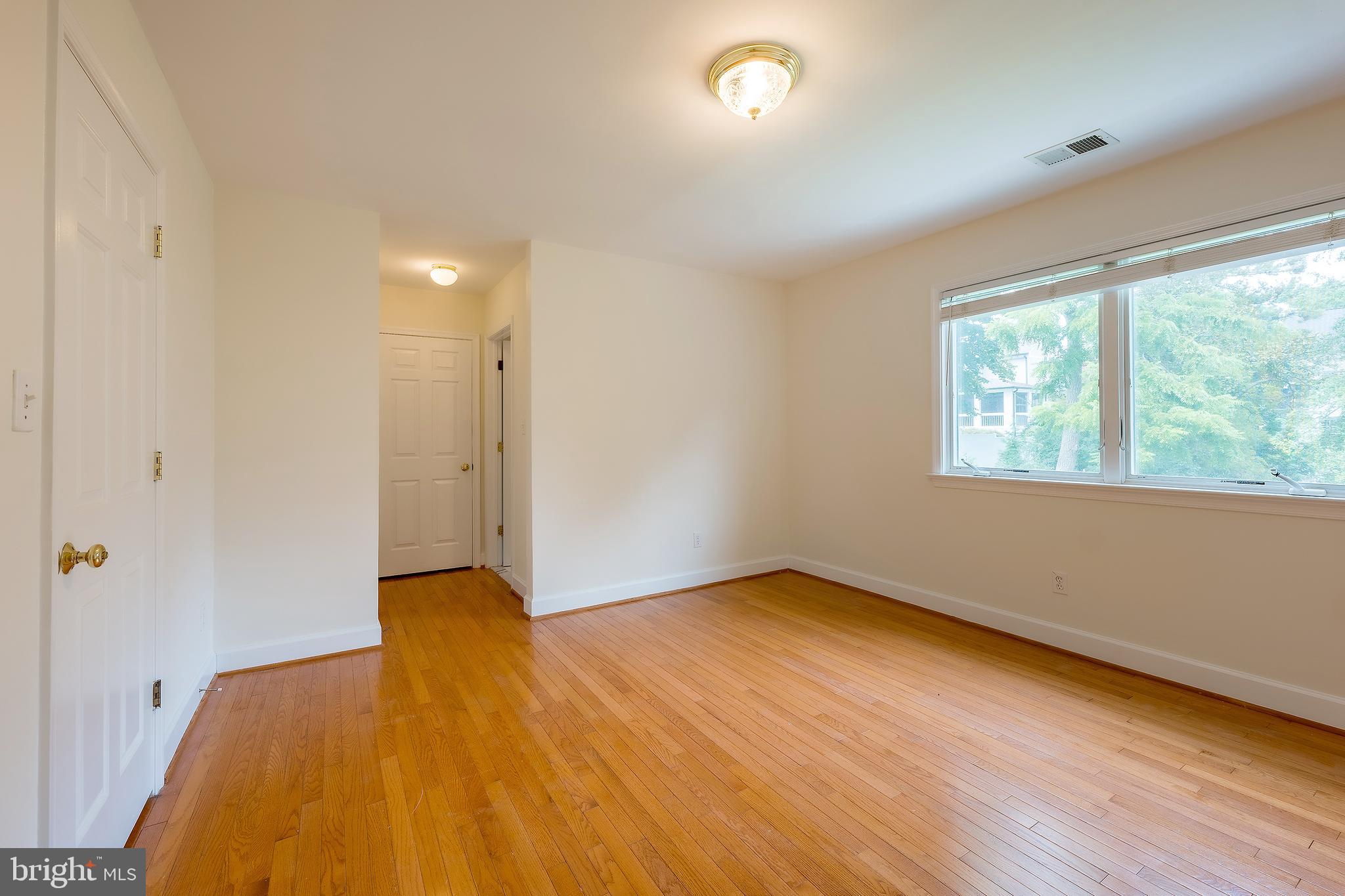 PINEHURST VILLAGE - Residential Lease