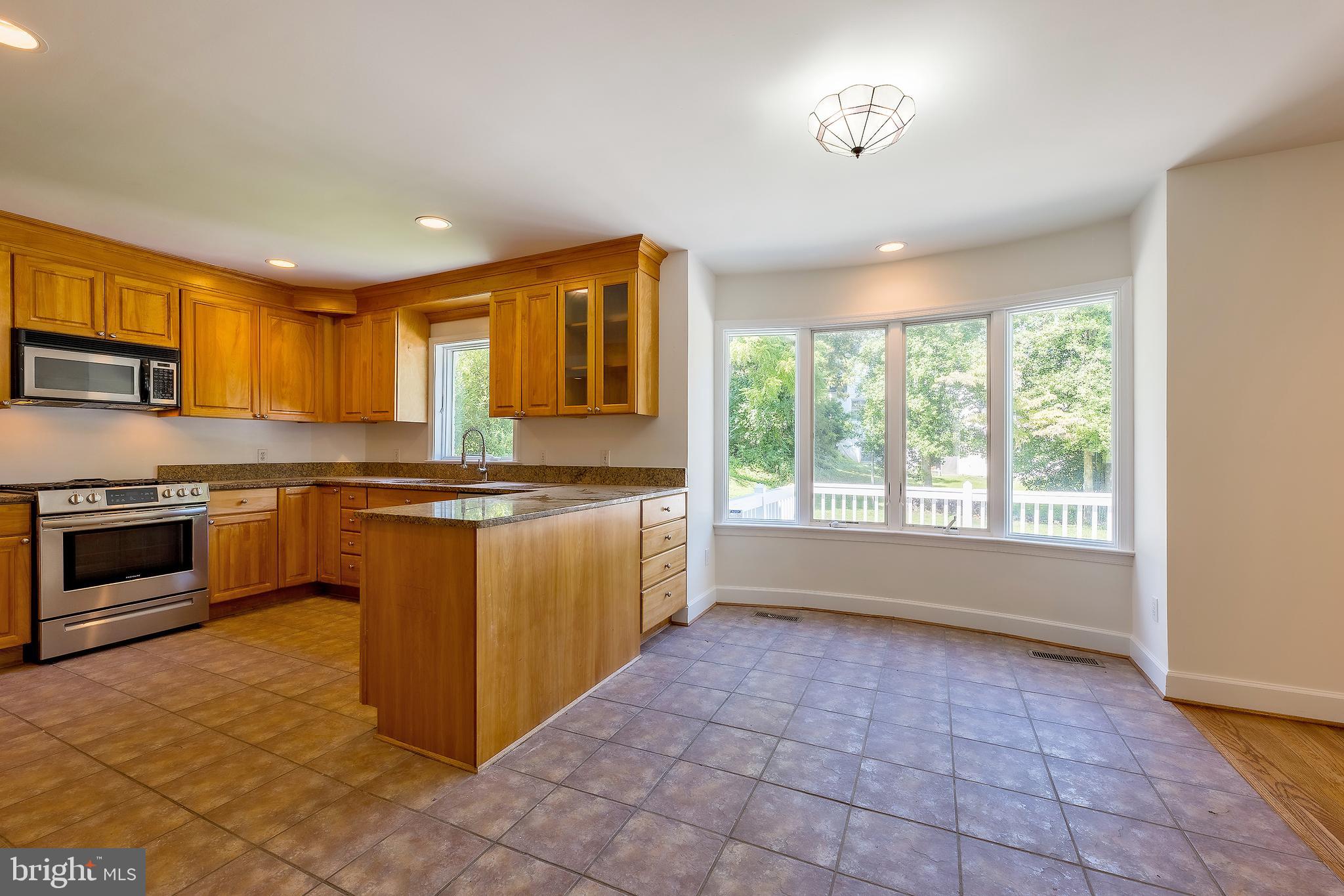 PINEHURST VILLAGE - Residential Lease