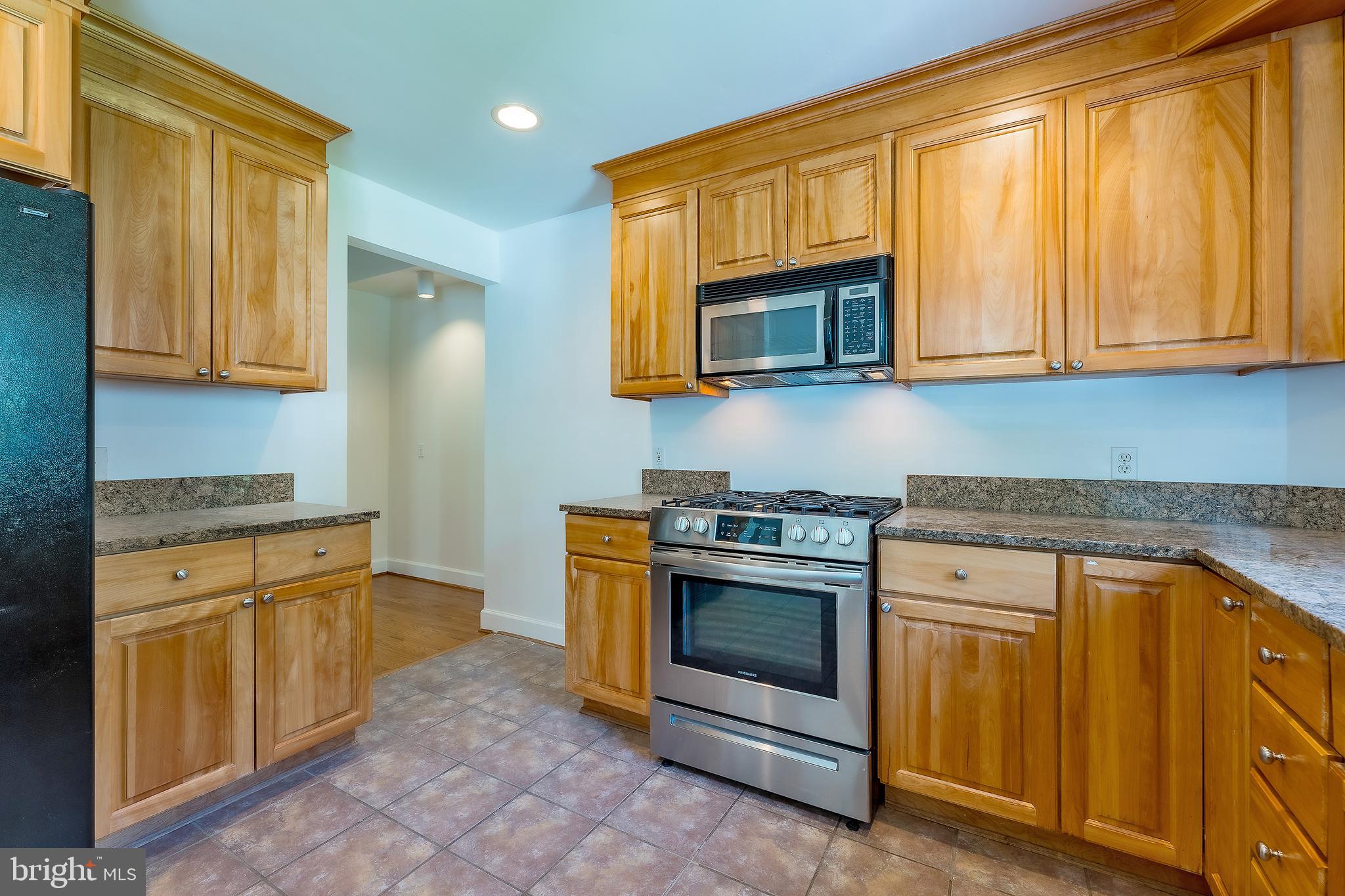 PINEHURST VILLAGE - Residential Lease