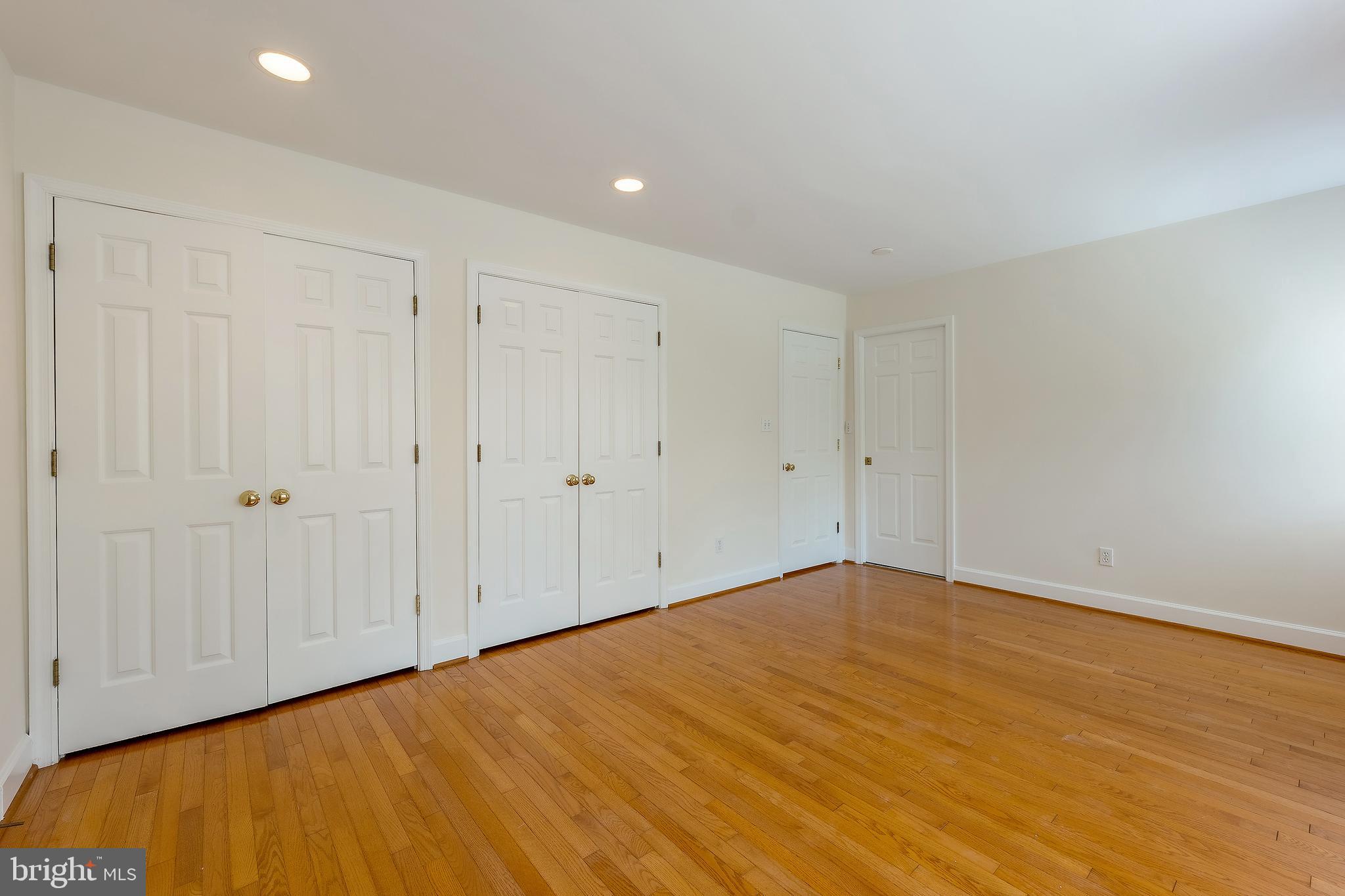 PINEHURST VILLAGE - Residential Lease