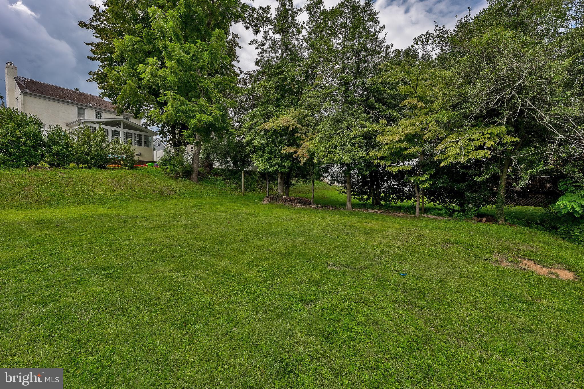 PINEHURST VILLAGE - Residential Lease