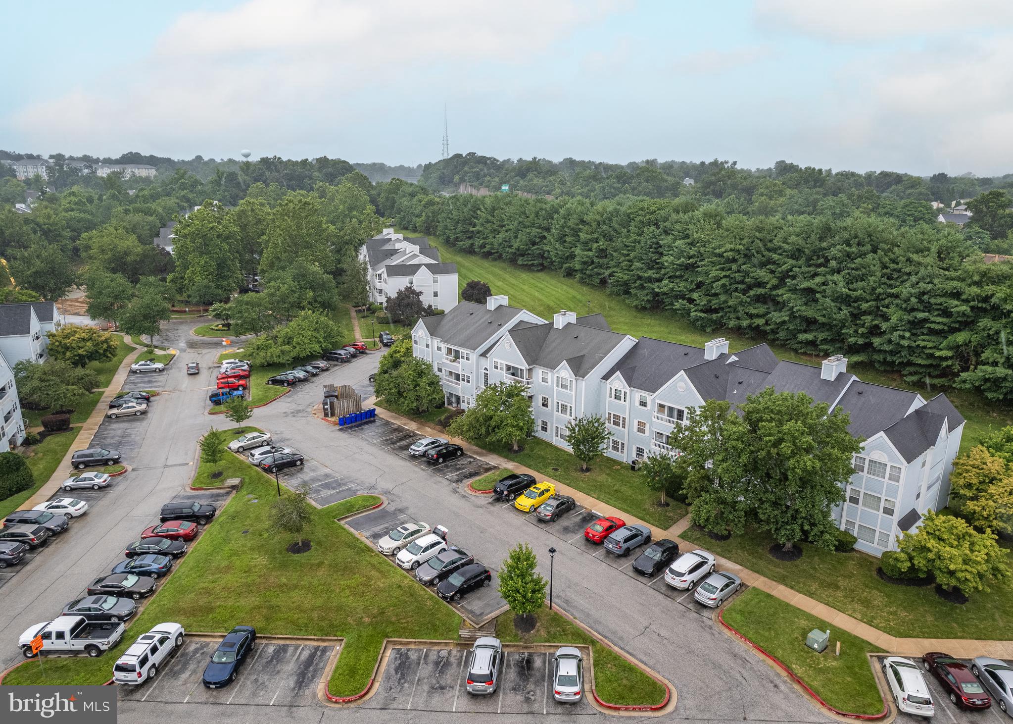 8337 MONTGOMERY RUN ROAD I