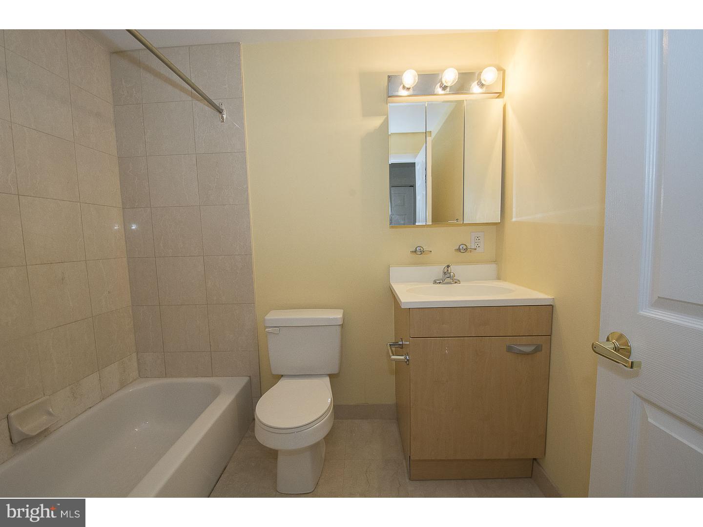 MANAYUNK - Residential Lease