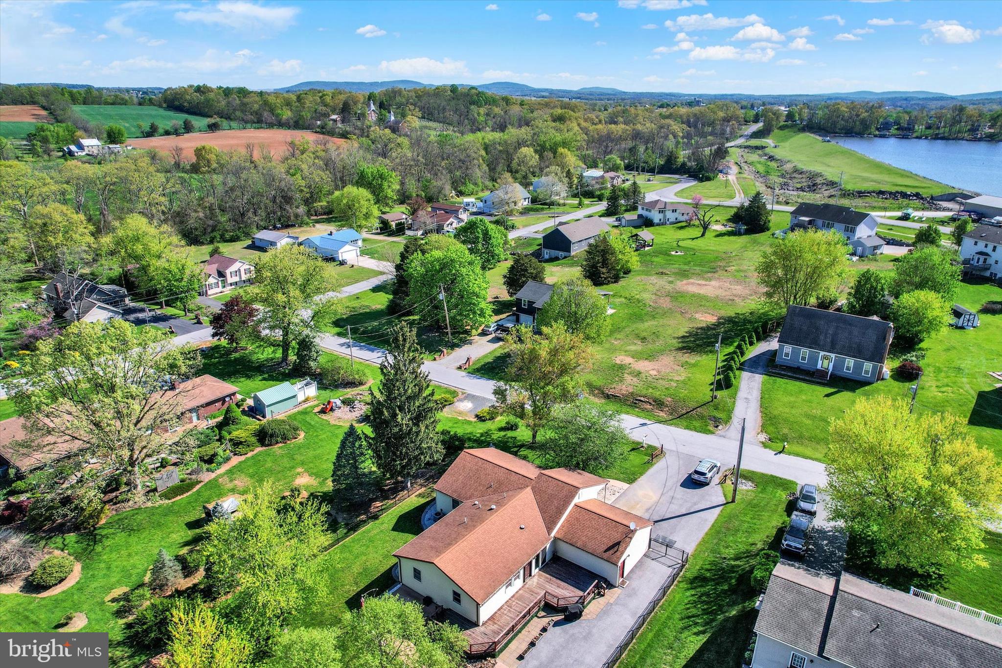 LAKE MEADE - Residential