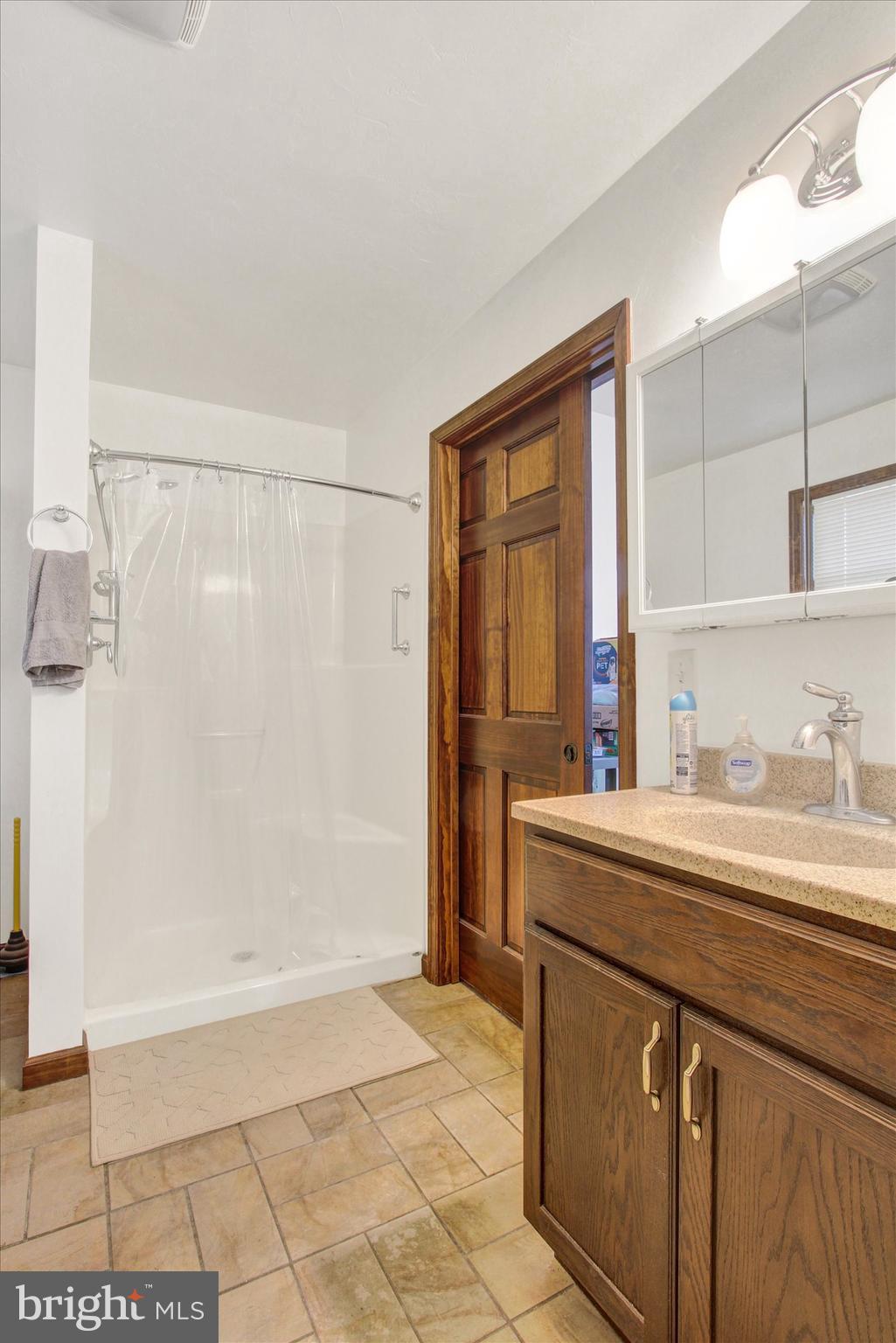 LAKE MEADE - Residential