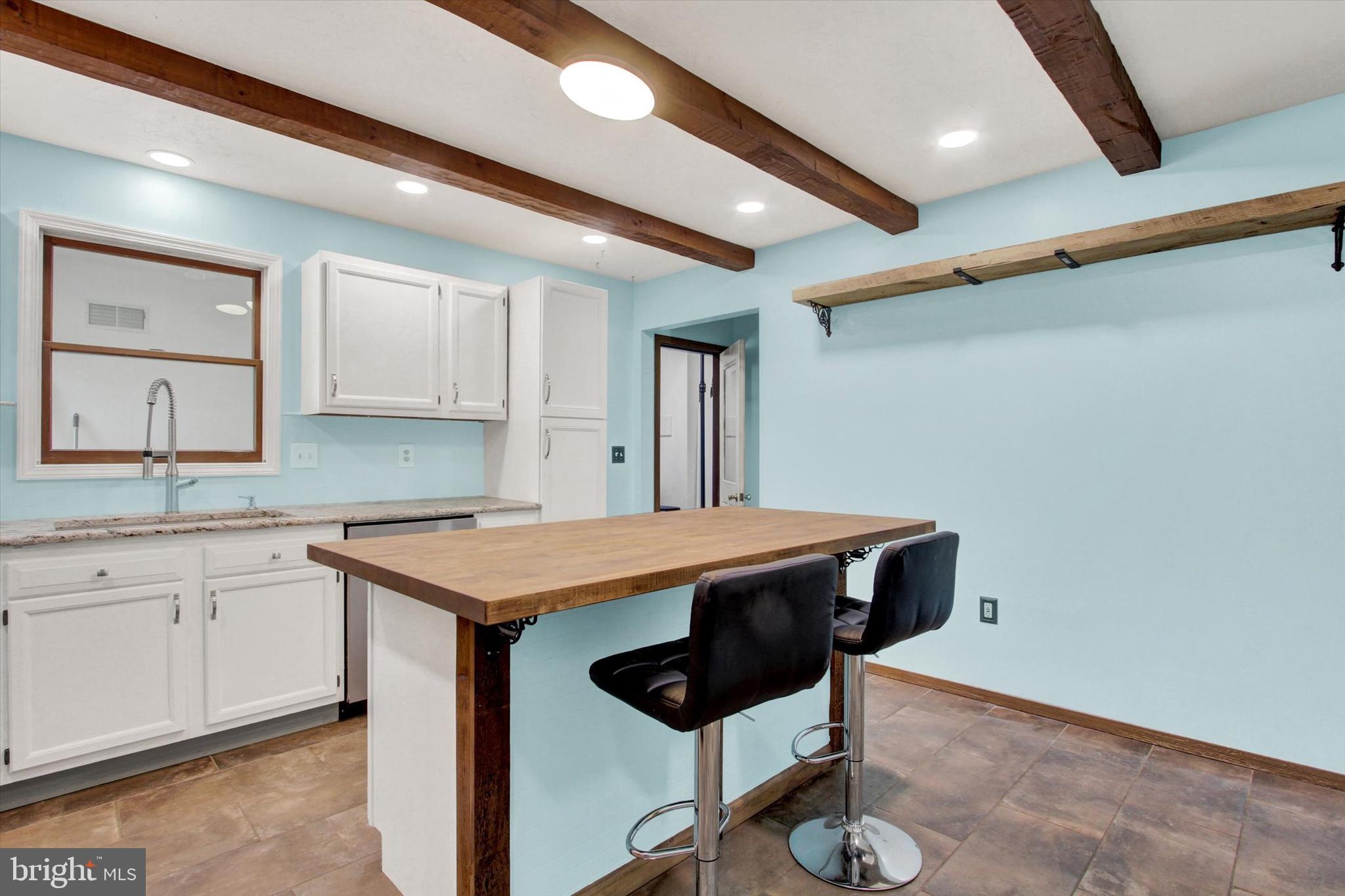 LAKE MEADE - Residential