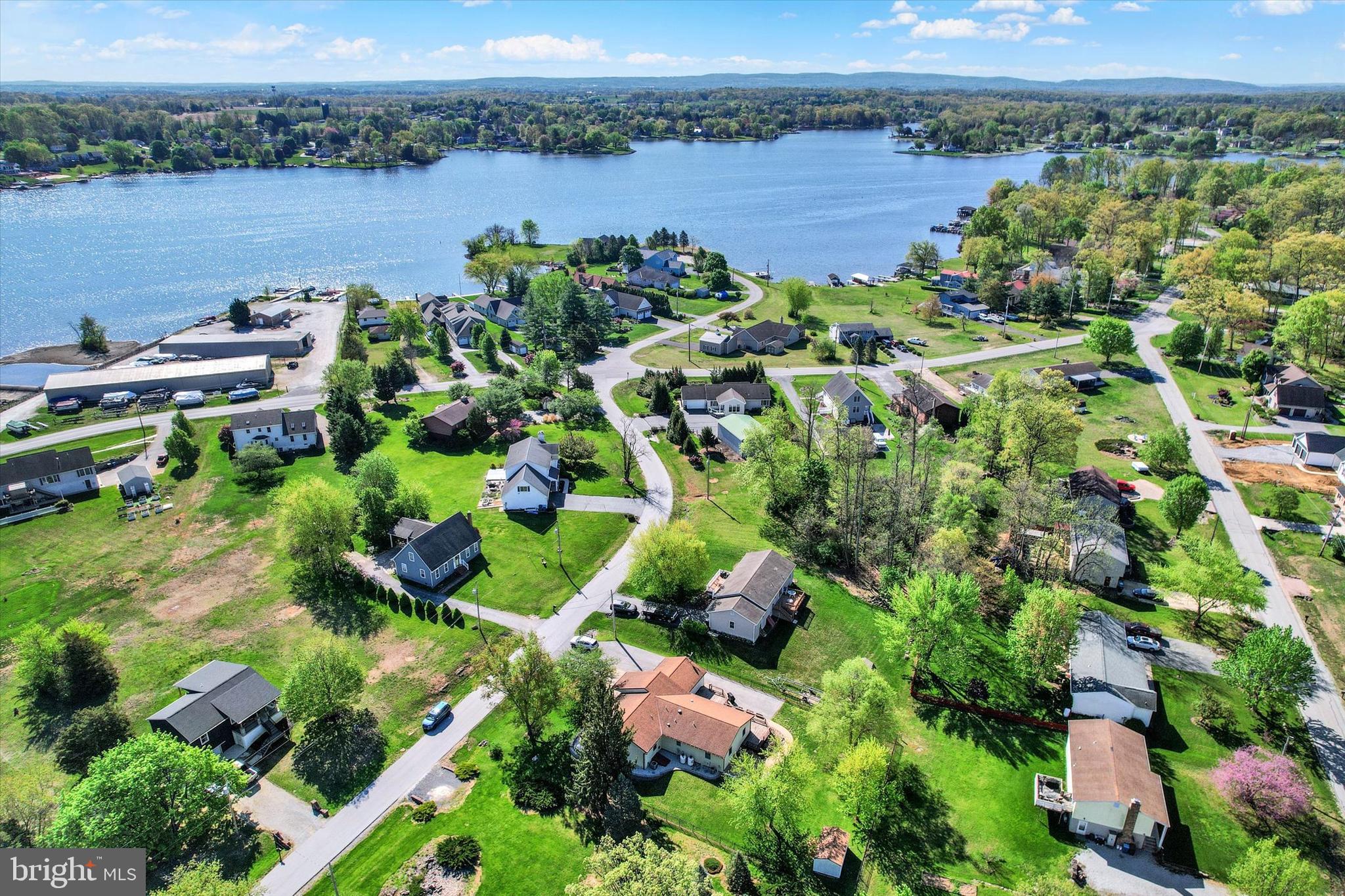 LAKE MEADE - Residential