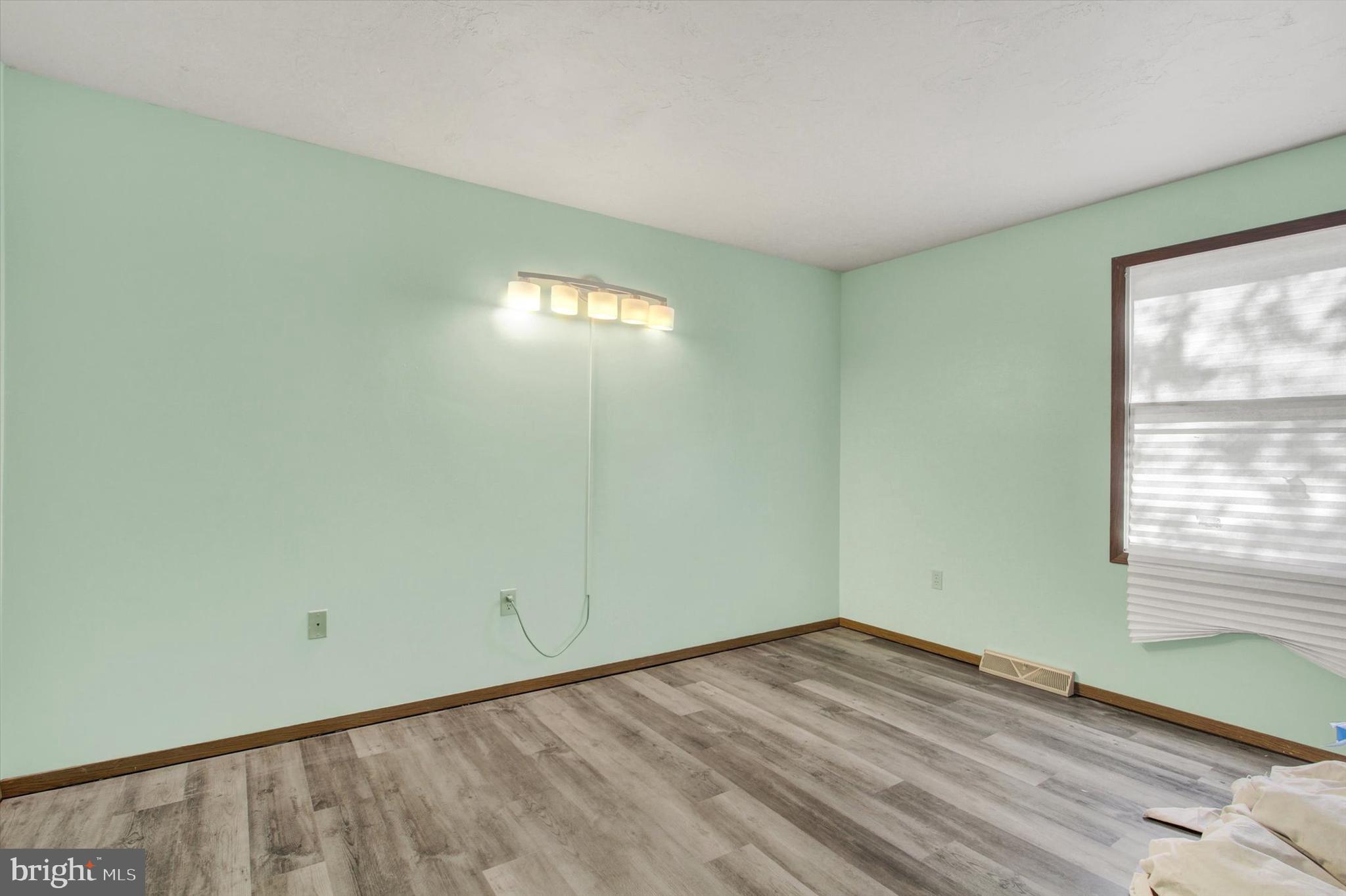 LAKE MEADE - Residential