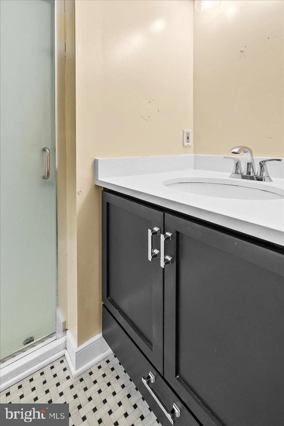 WOODLAWN - Residential