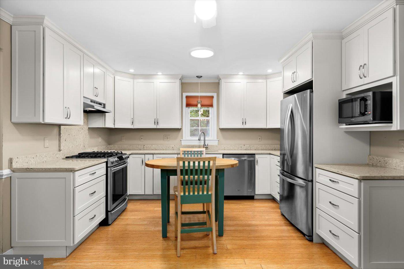 WOODLAWN - Residential