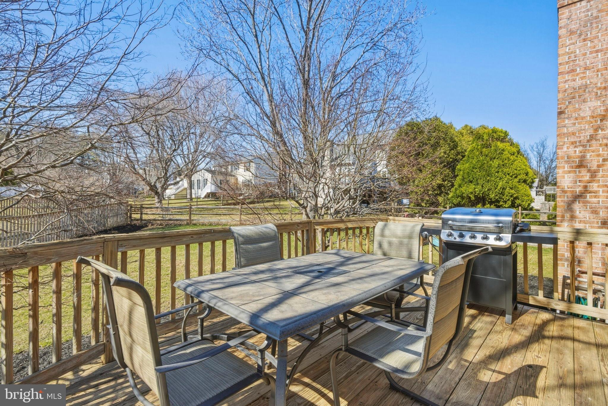 OAK RIDGE - Residential