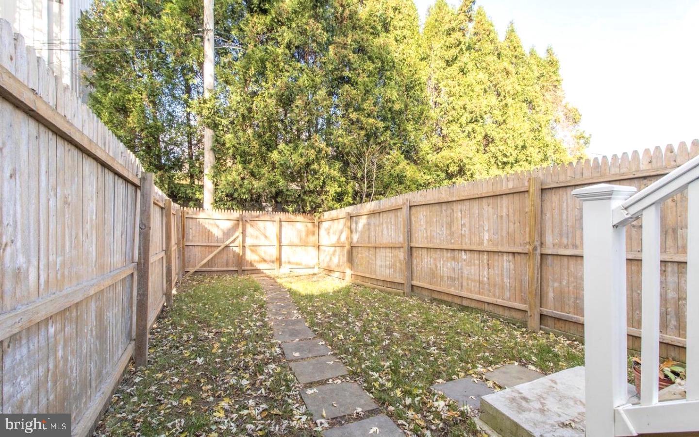 CONSHOHOCKEN - Residential Lease