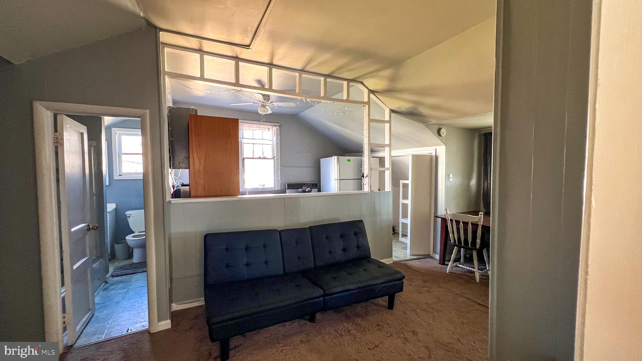 RIVERDALE PARK - Residential