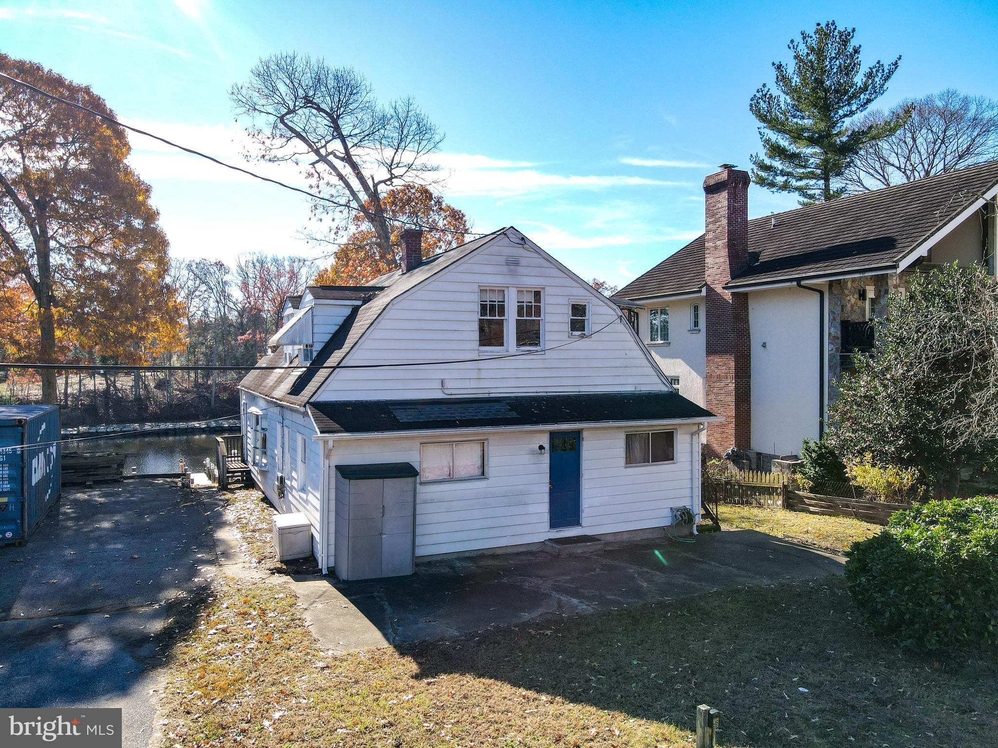 RIVERDALE PARK - Residential