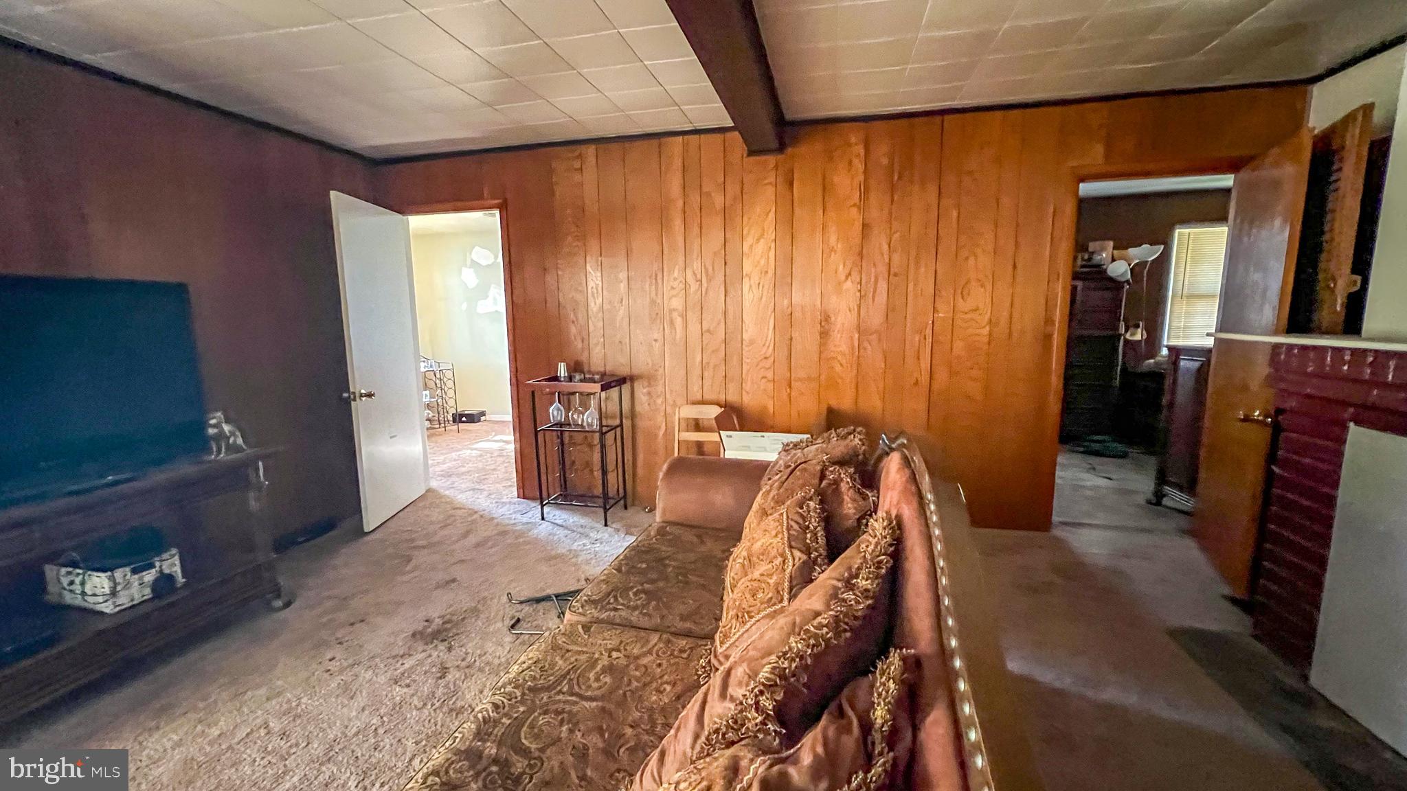 RIVERDALE PARK - Residential