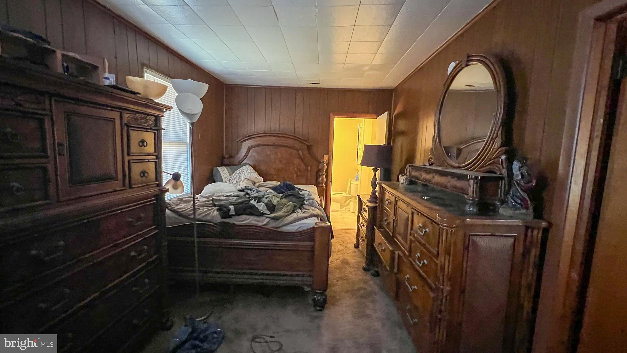 RIVERDALE PARK - Residential