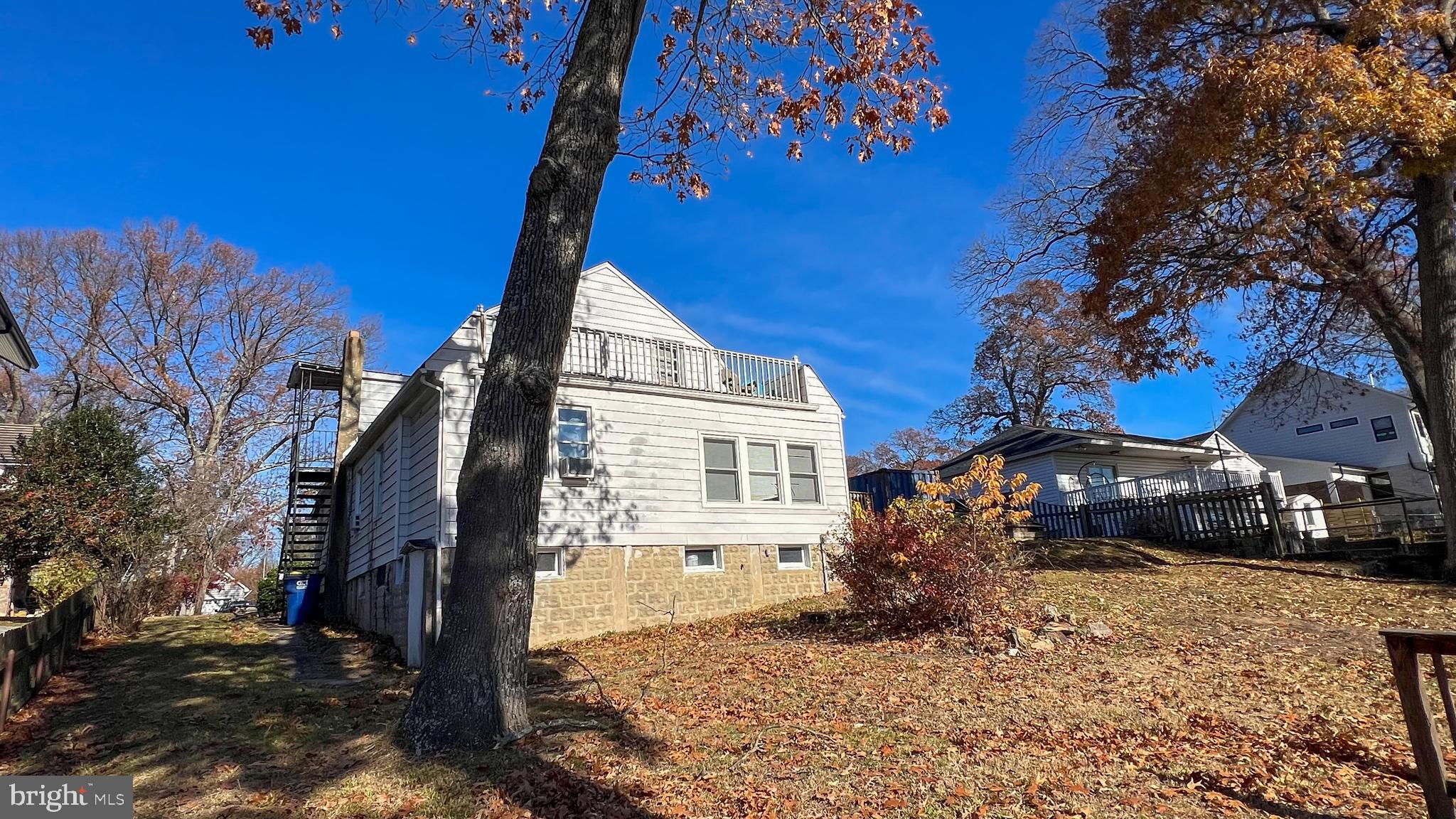 RIVERDALE PARK - Residential