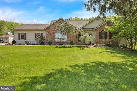 26 W Fairview Street, Mohnton, PA MLS: PABK2056904
