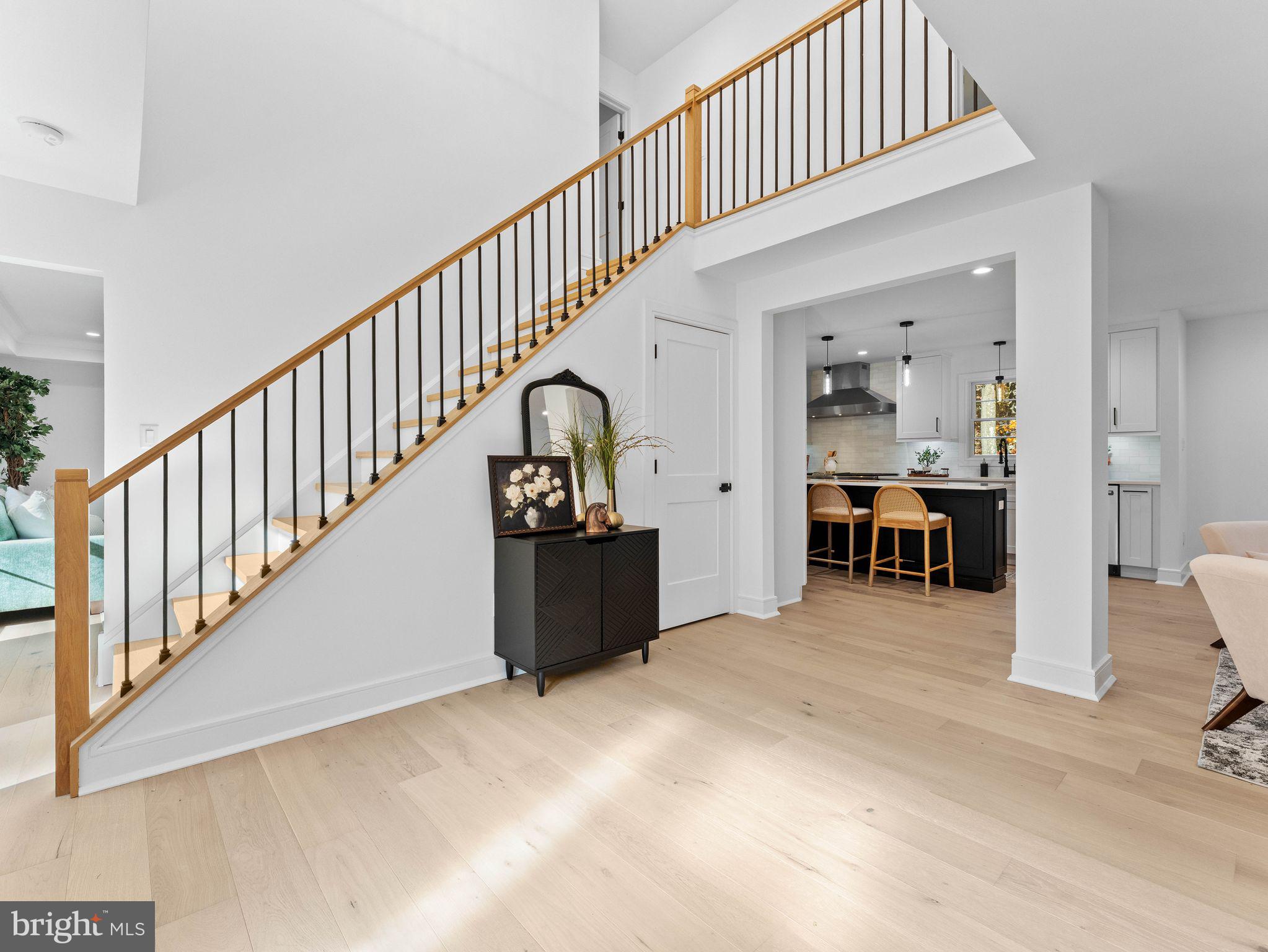 40 E CENTENNIAL DRIVE