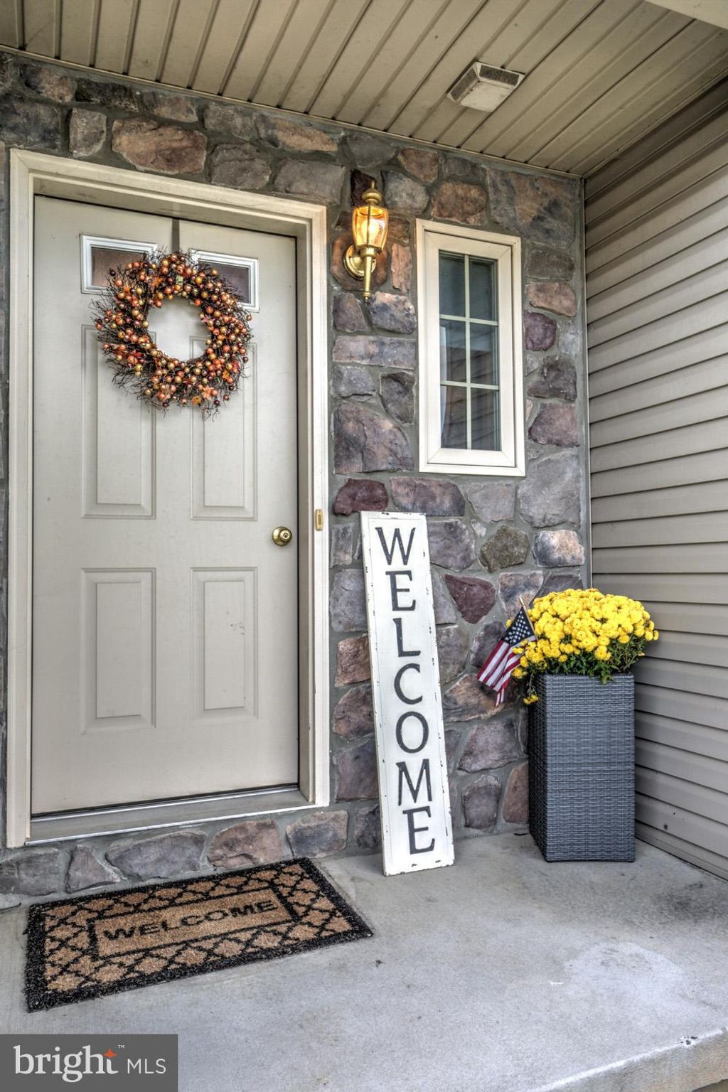 Photo of 291 CEDAR HOLW, MANHEIM, PA 17545 (MLS # PALA2028100)