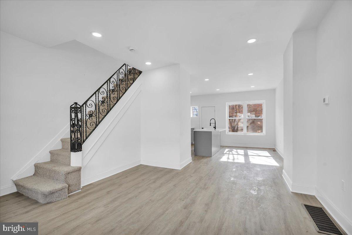 COBBS CREEK - Residential