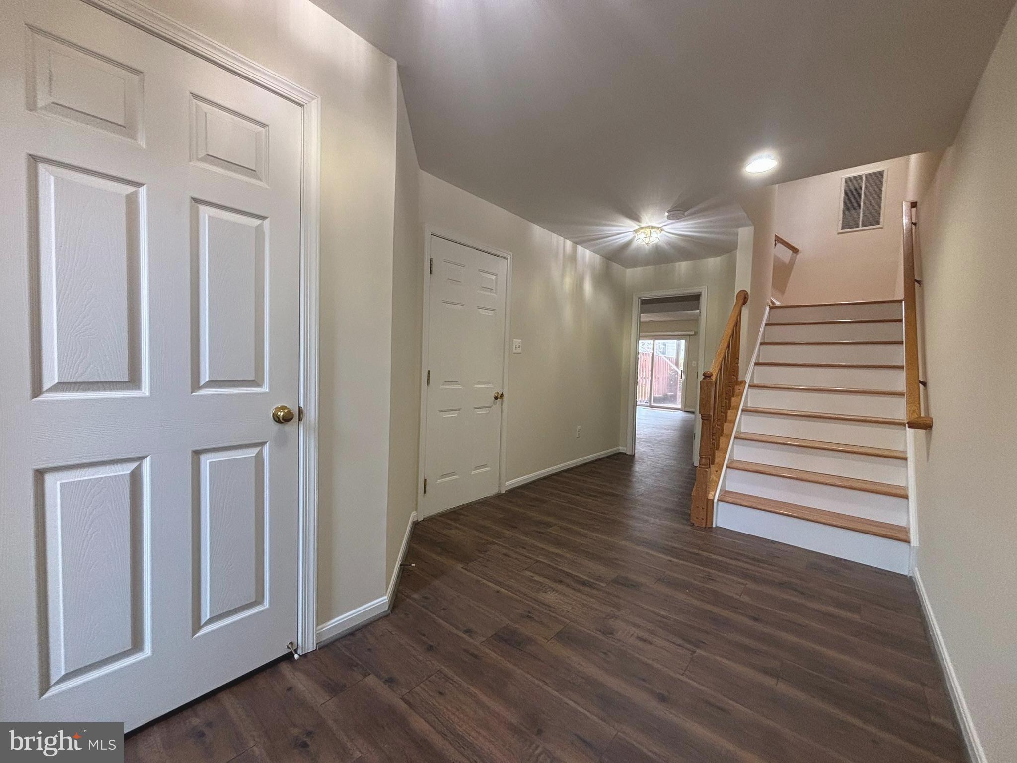 MCNAIR FARMS - Residential Lease