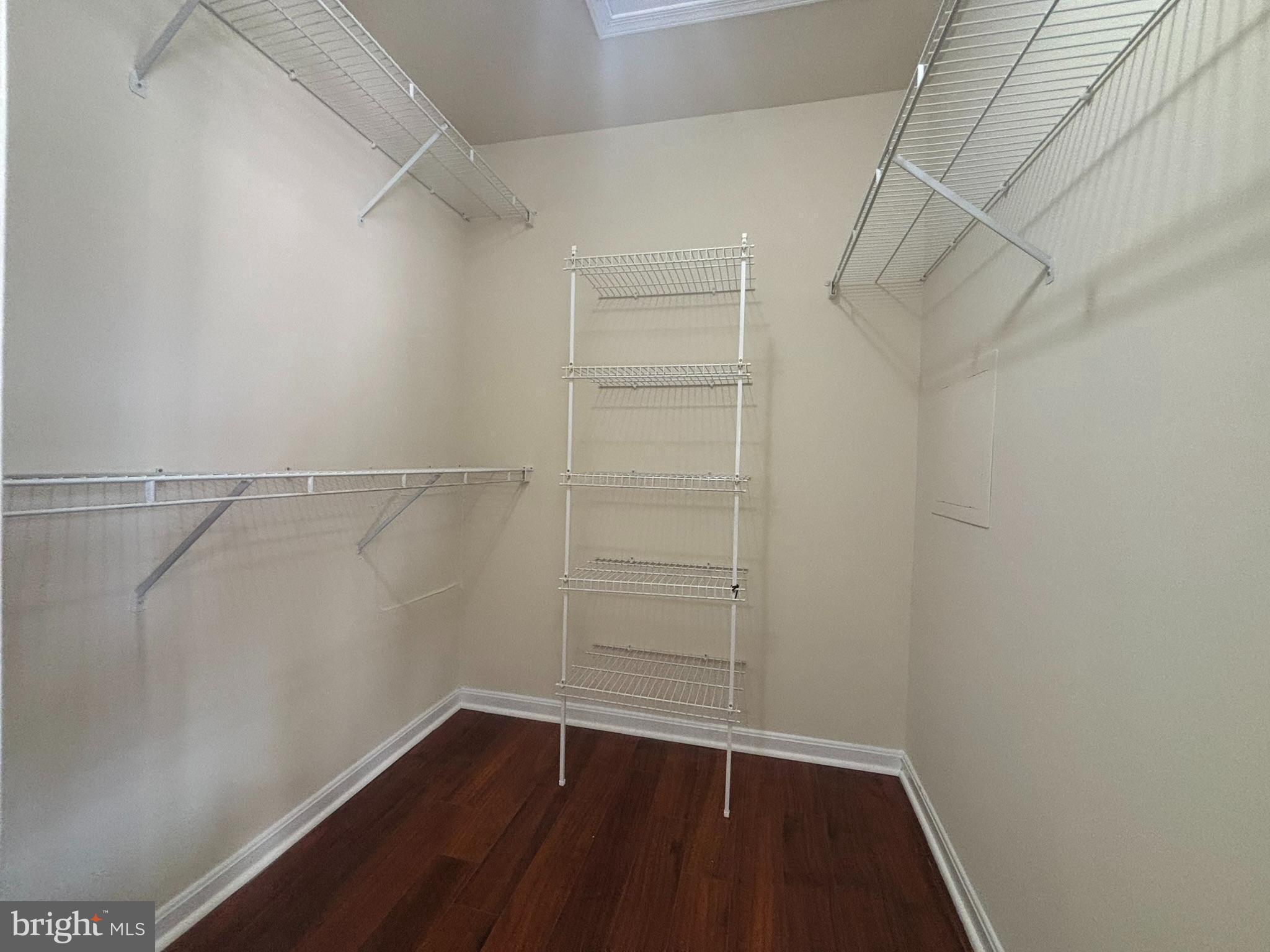 MCNAIR FARMS - Residential Lease