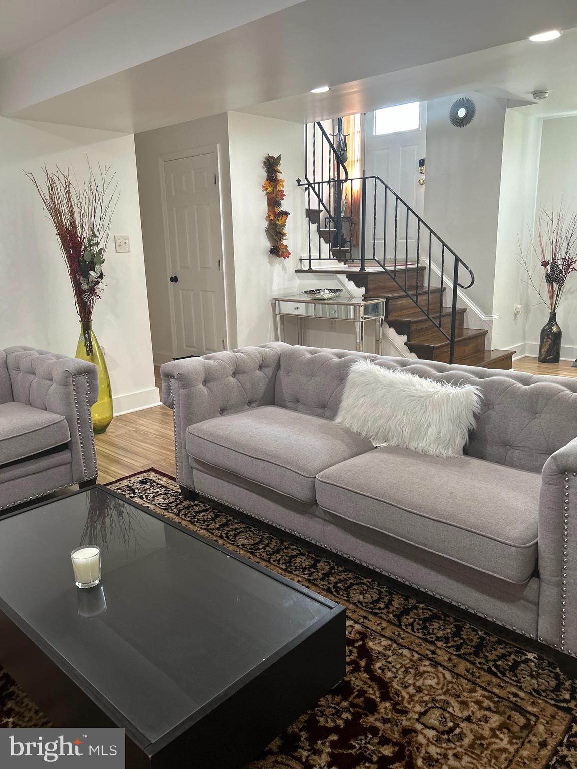 FAIRFIELD KNOLLS - Residential