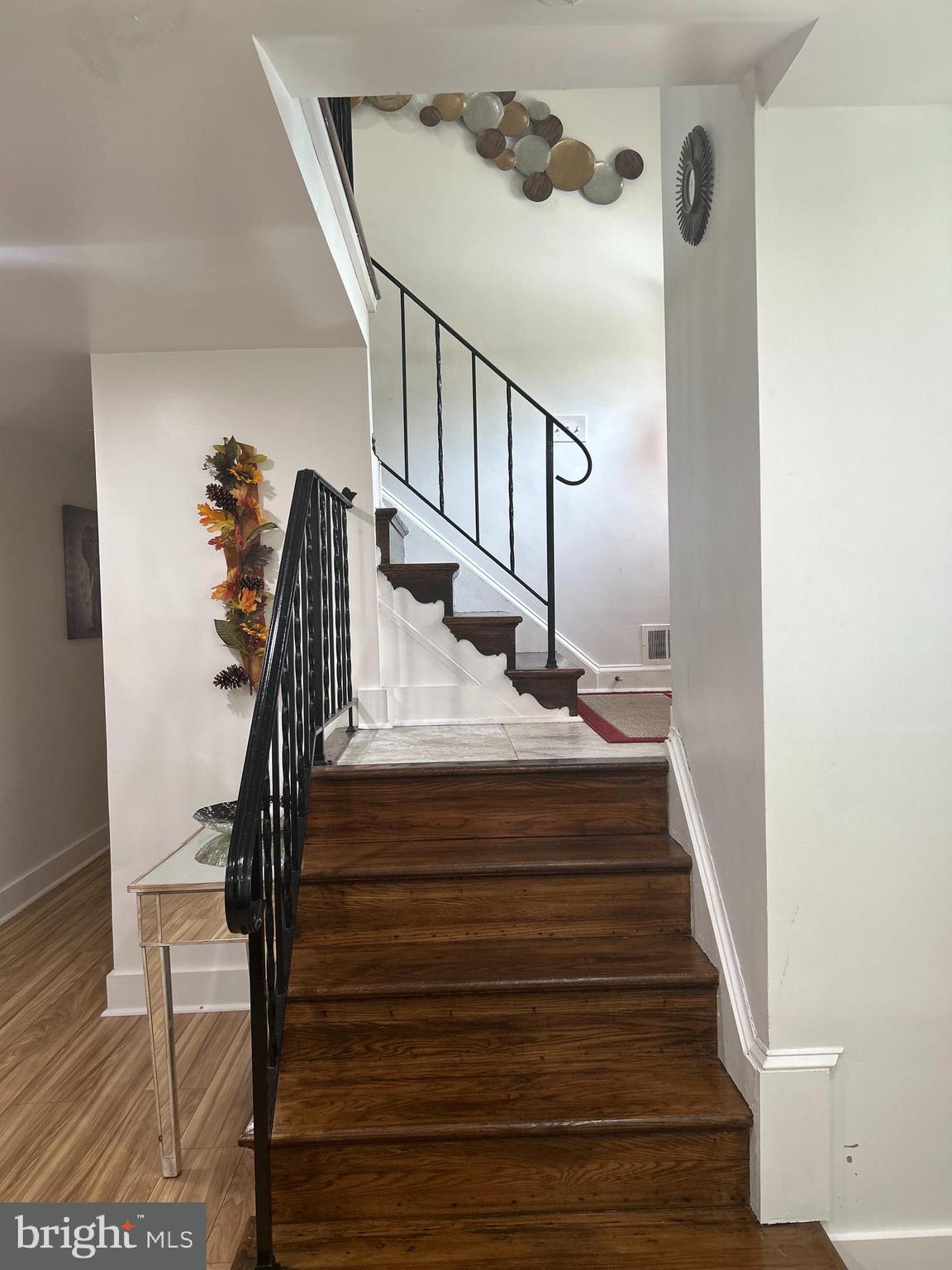 FAIRFIELD KNOLLS - Residential