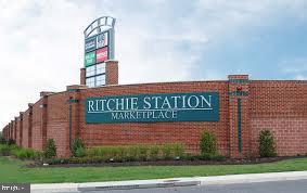 FAIRFIELD KNOLLS - Residential