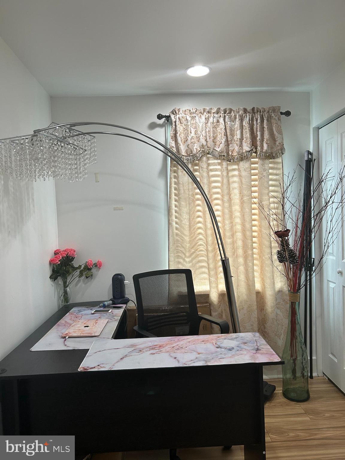 FAIRFIELD KNOLLS - Residential