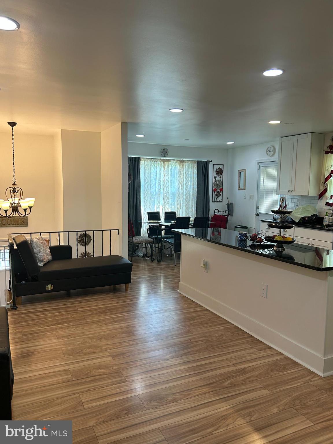 FAIRFIELD KNOLLS - Residential