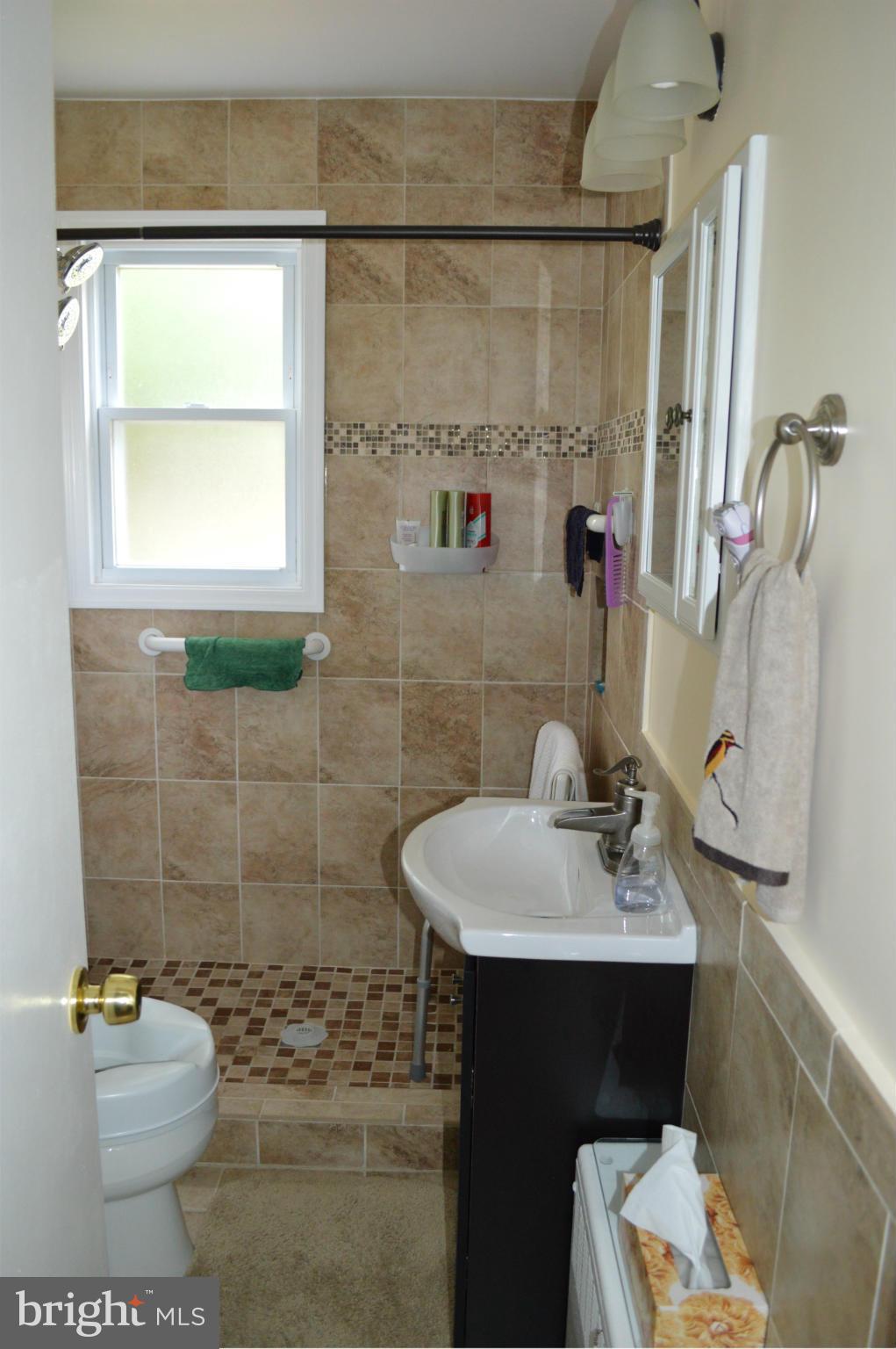 SHIRLEY PARK - Residential