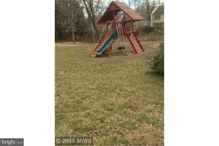 SHIRLEY PARK - Residential