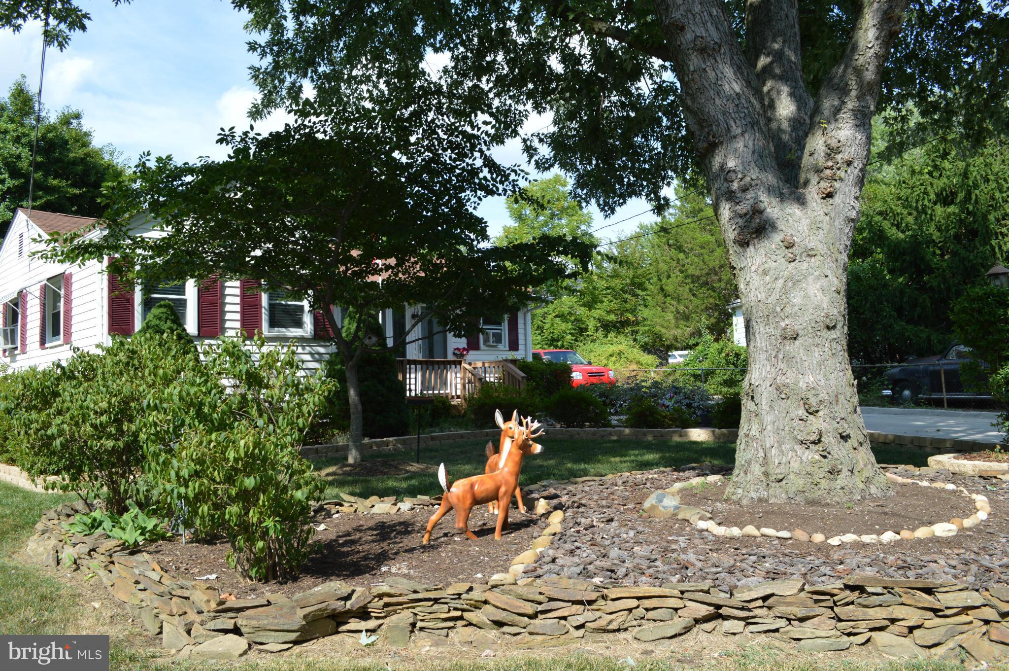 SHIRLEY PARK - Residential