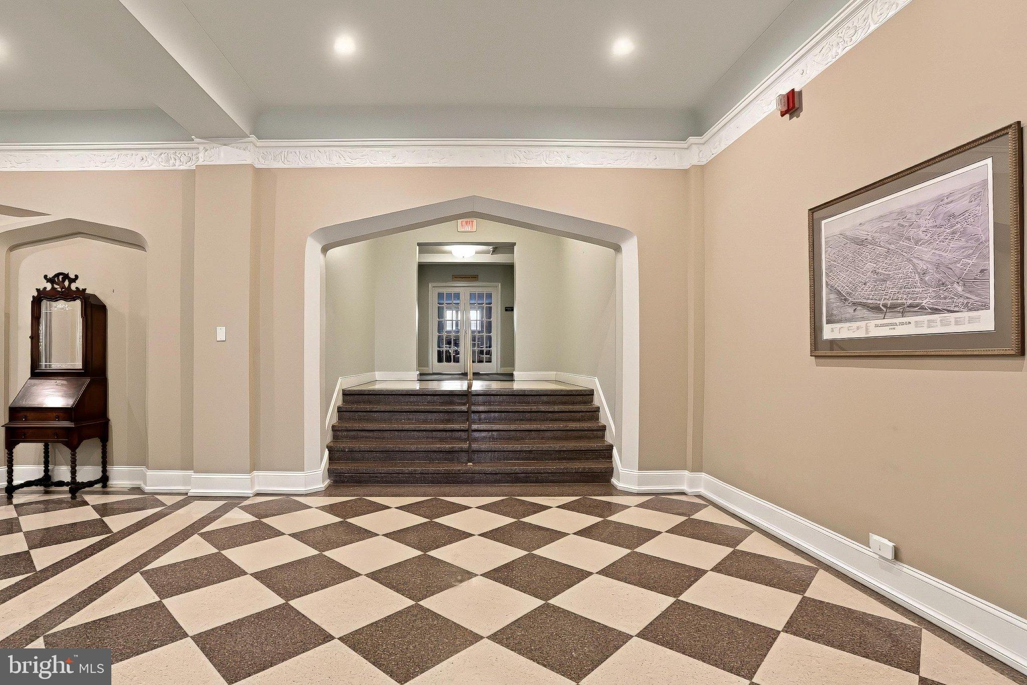 1525 N FRONT STREET 607