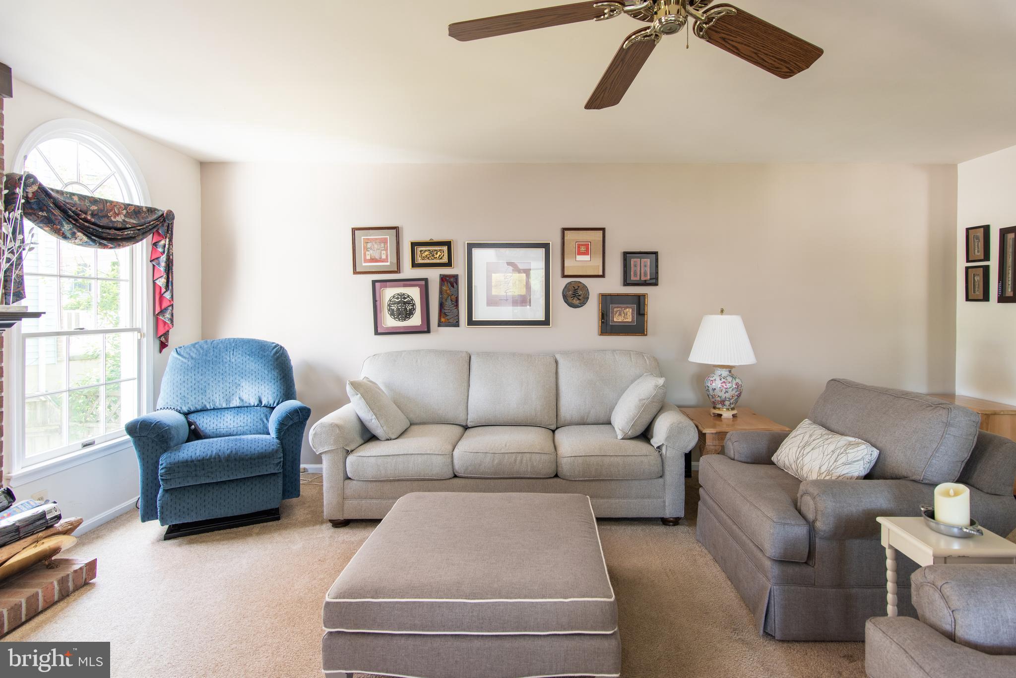 CONSTANT FRIENDSHIP - Residential