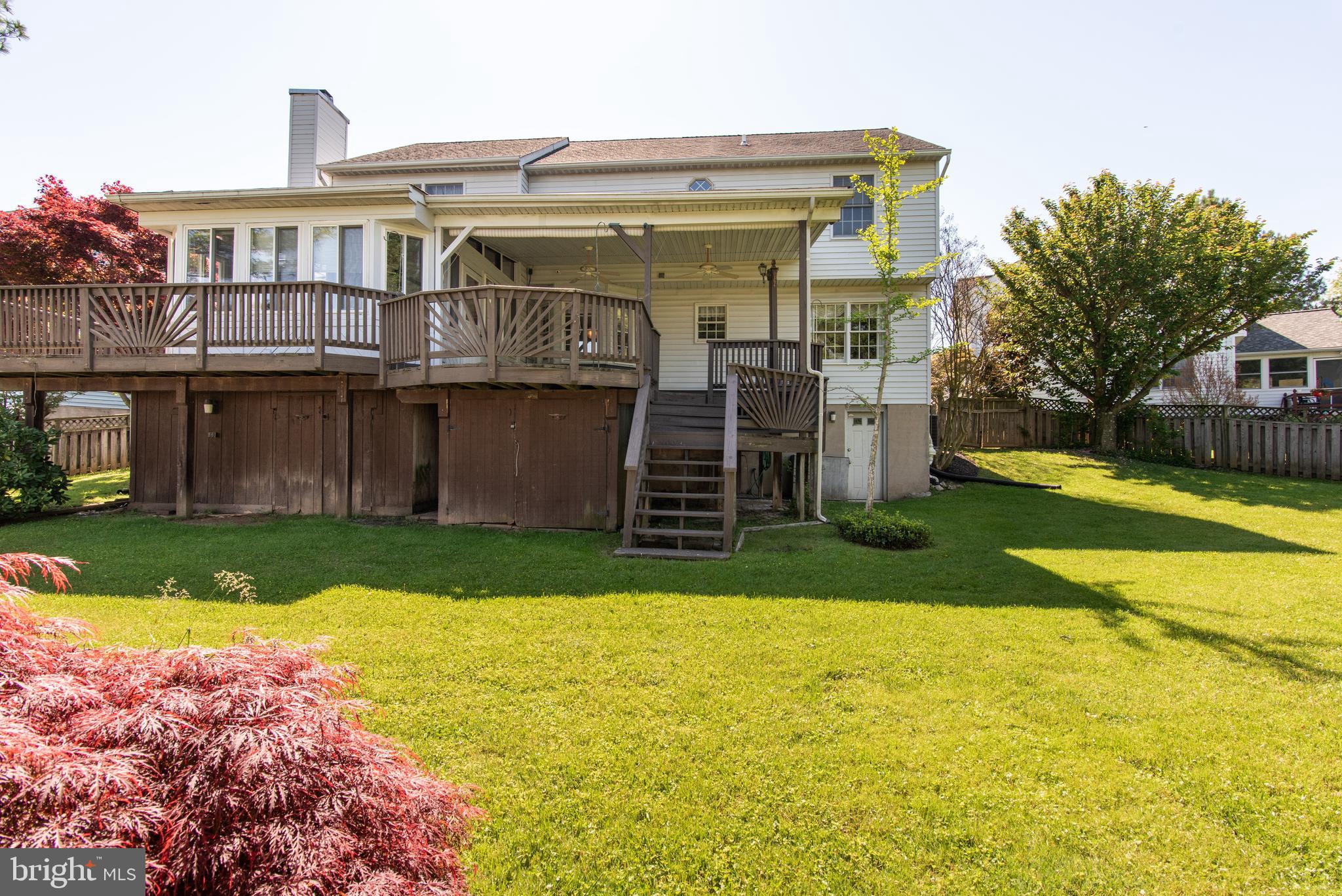 CONSTANT FRIENDSHIP - Residential