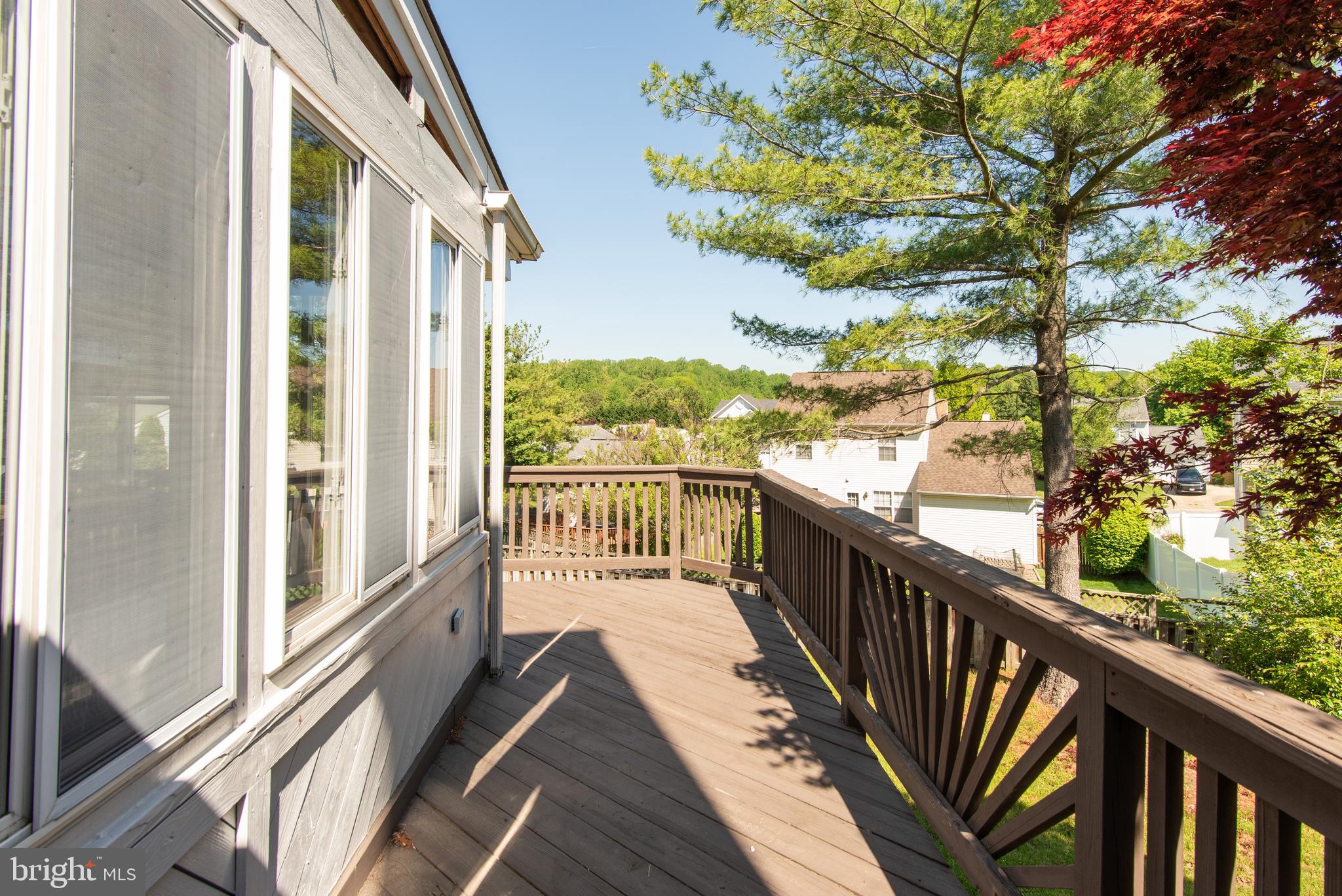 CONSTANT FRIENDSHIP - Residential