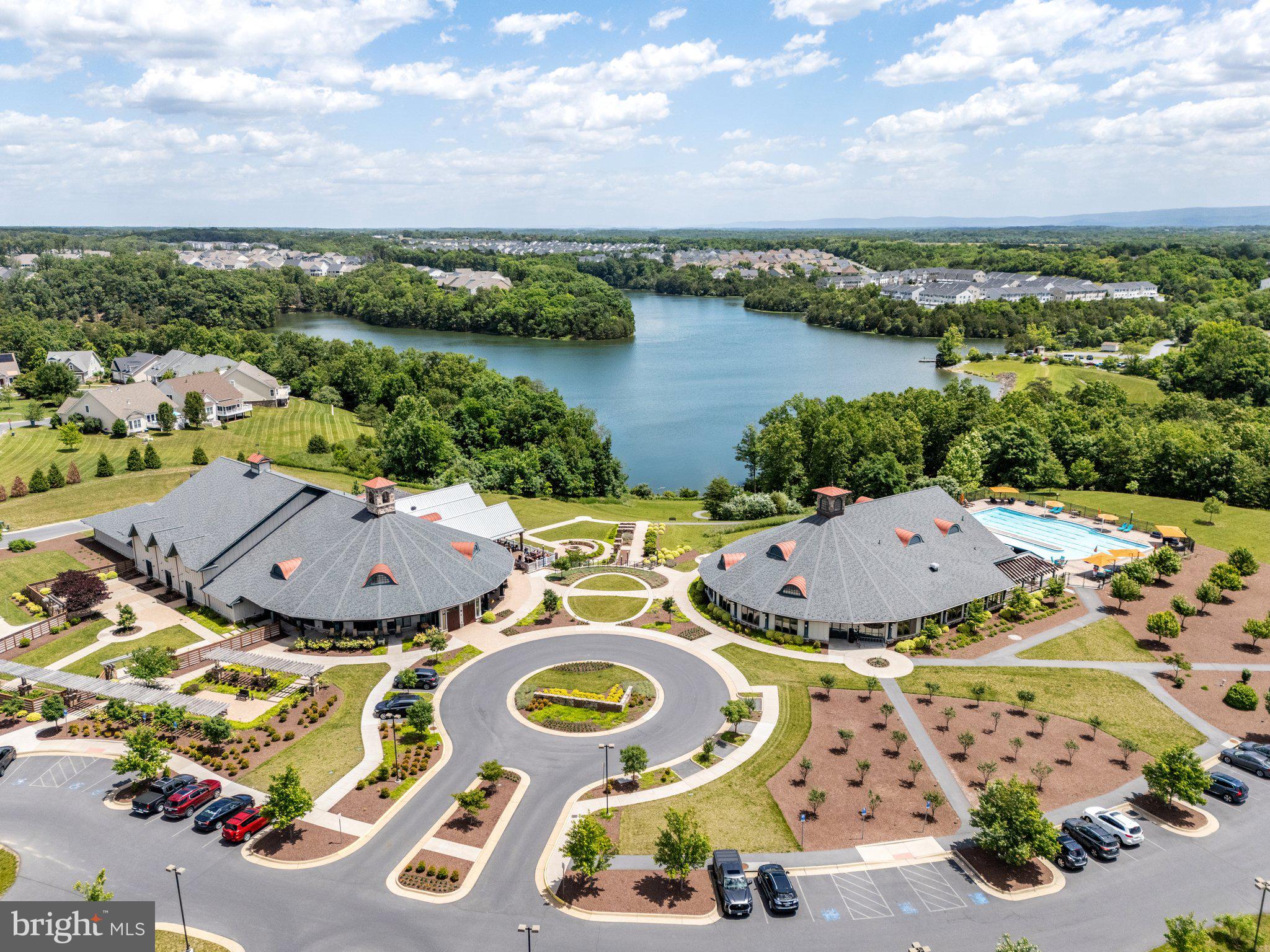 LAKE FREDERICK - Residential