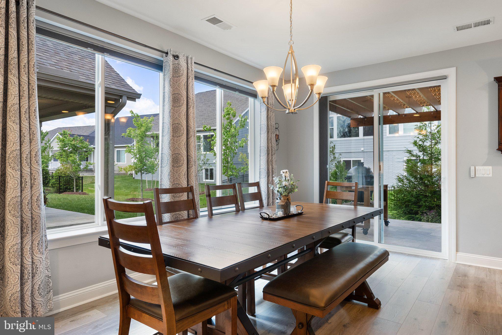 LAKE FREDERICK - Residential